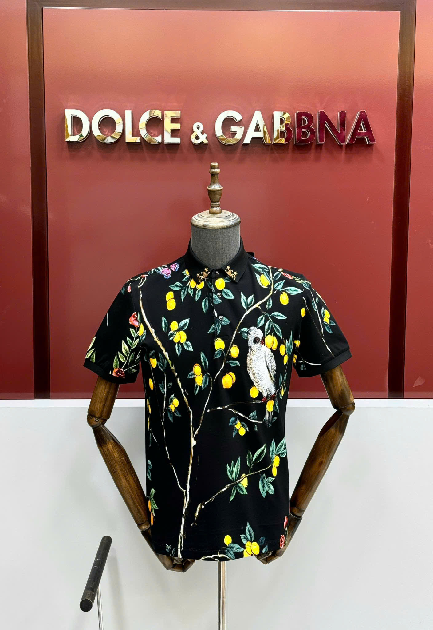 Áo polo Dolce Gabbana DG Đen họa tiết cây quả hoa lá Like Auth 1-1 on web CD MK