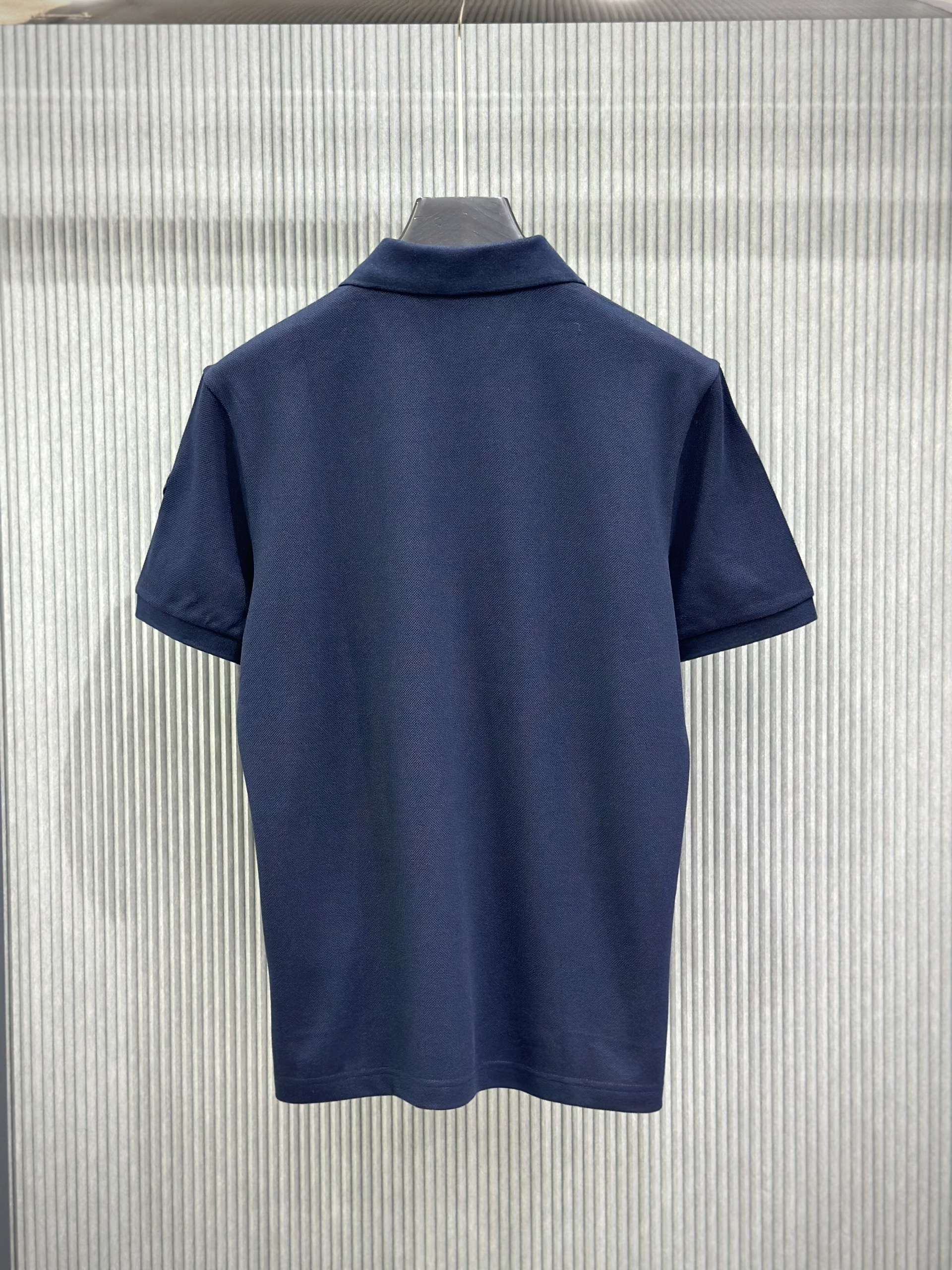 Áo polo Moncler M Xanh than túi ngực logo tròn thêu tay Like Auth 1-1 on web VTN