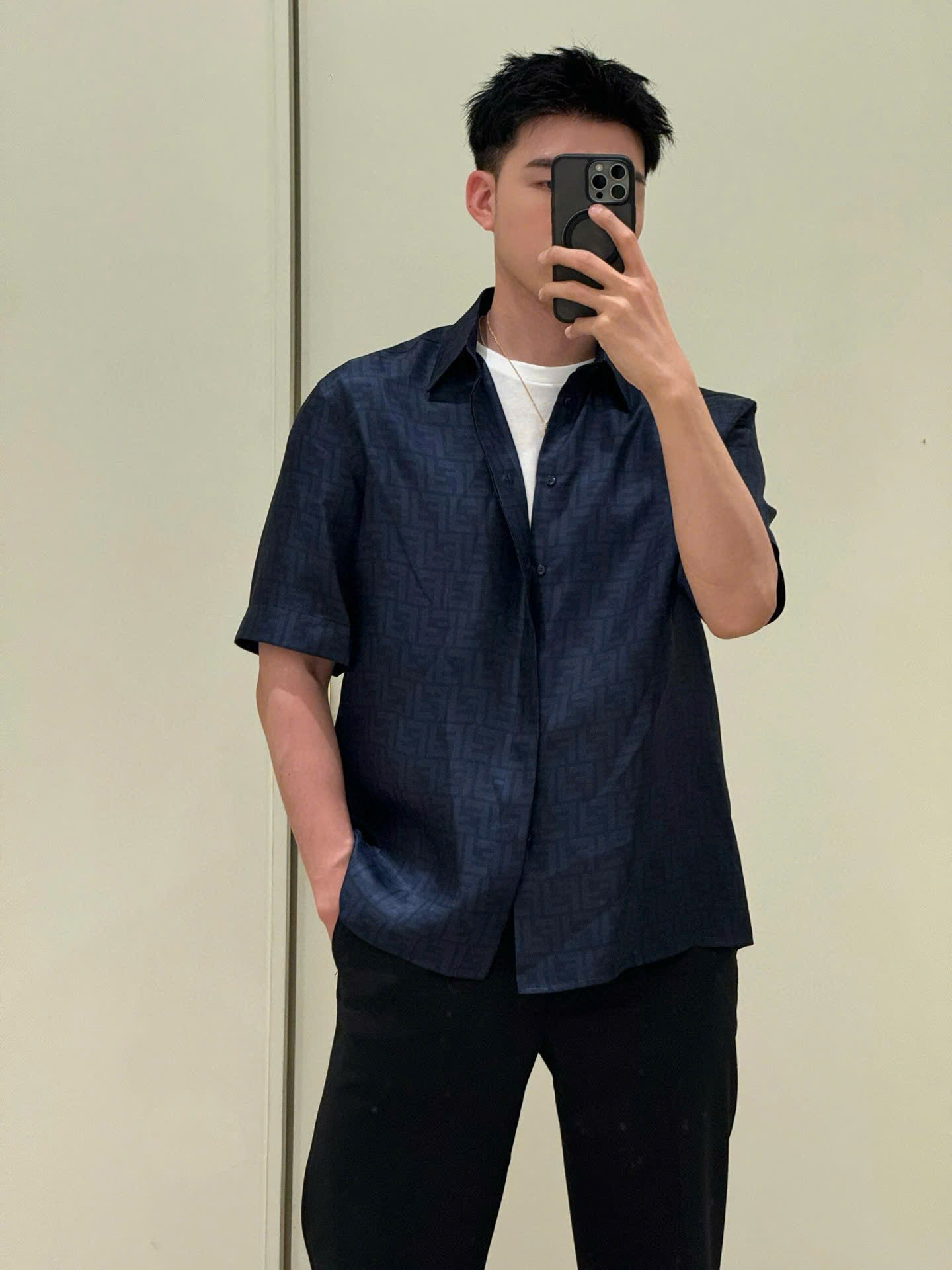 Áo sơ mi cộc tay Fendi FF Xanh than họa tiết logo full Like Auth on web VTN