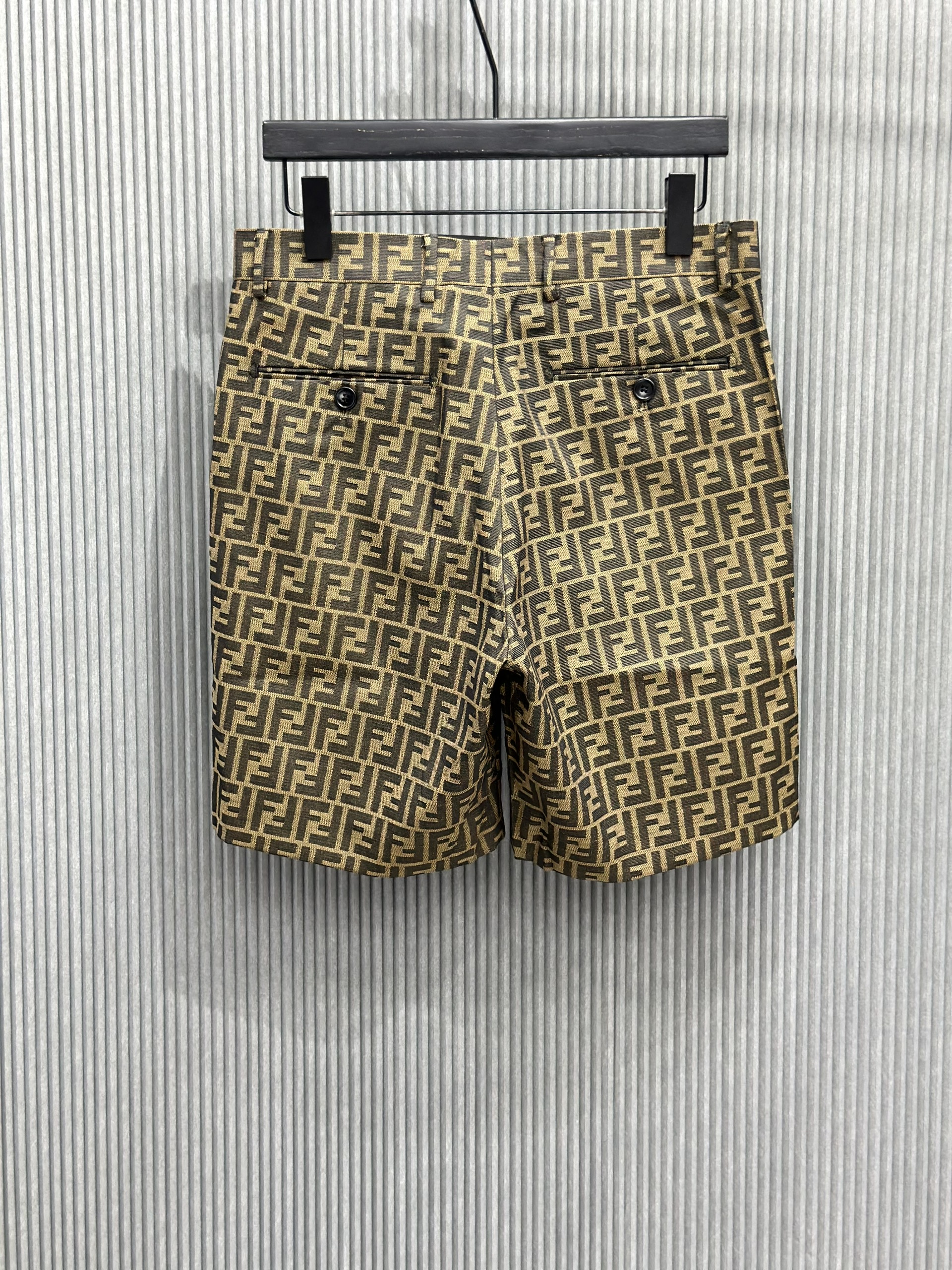 Quần short vải Fendi FF Nâu họa tiết logo full Like Auth 1-1 on web VTN