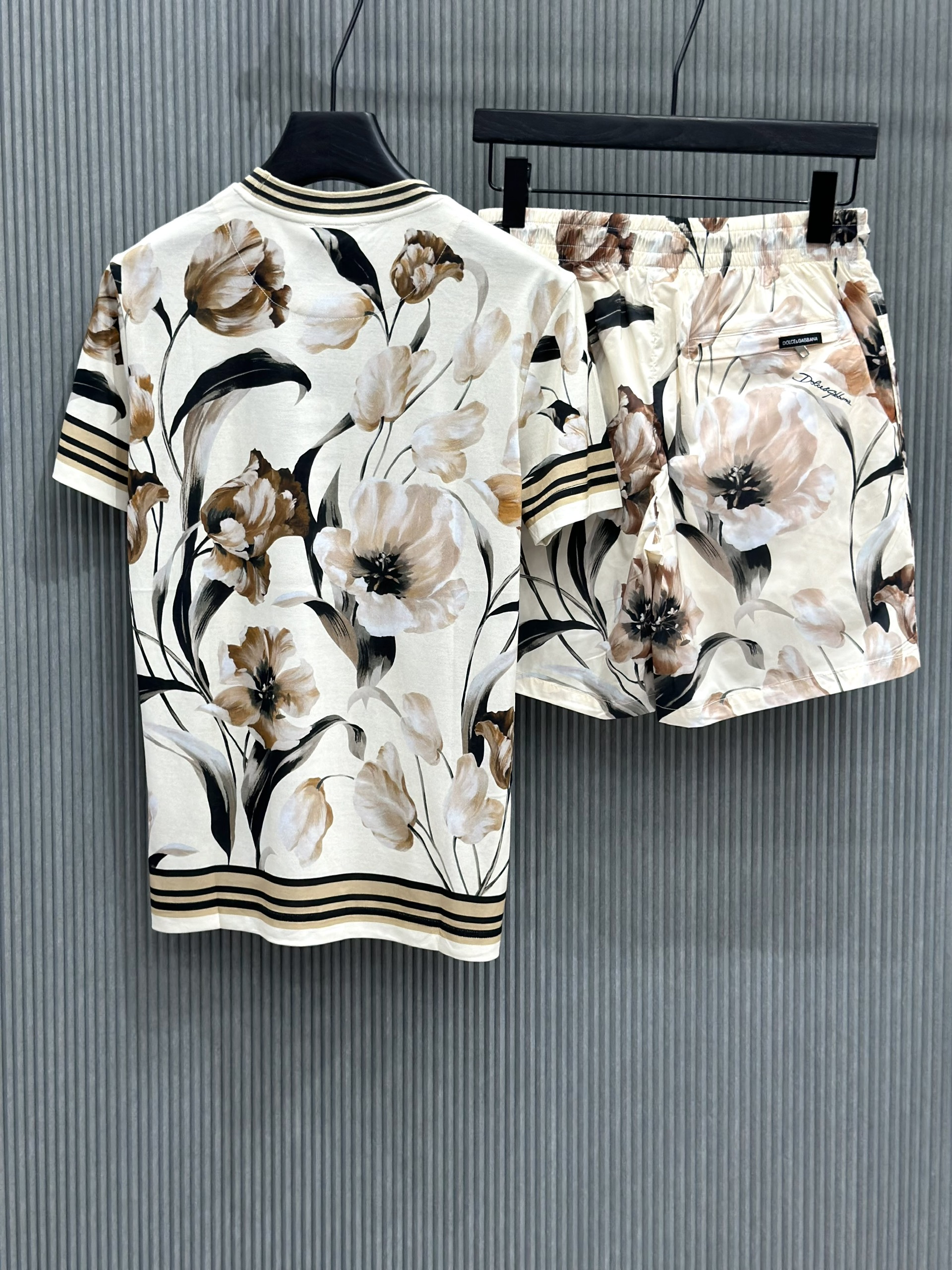 Bộ, Set hè Dolce Gabbana DG họa tiết hoa kẻ sọc viền Like Auth on web VTN