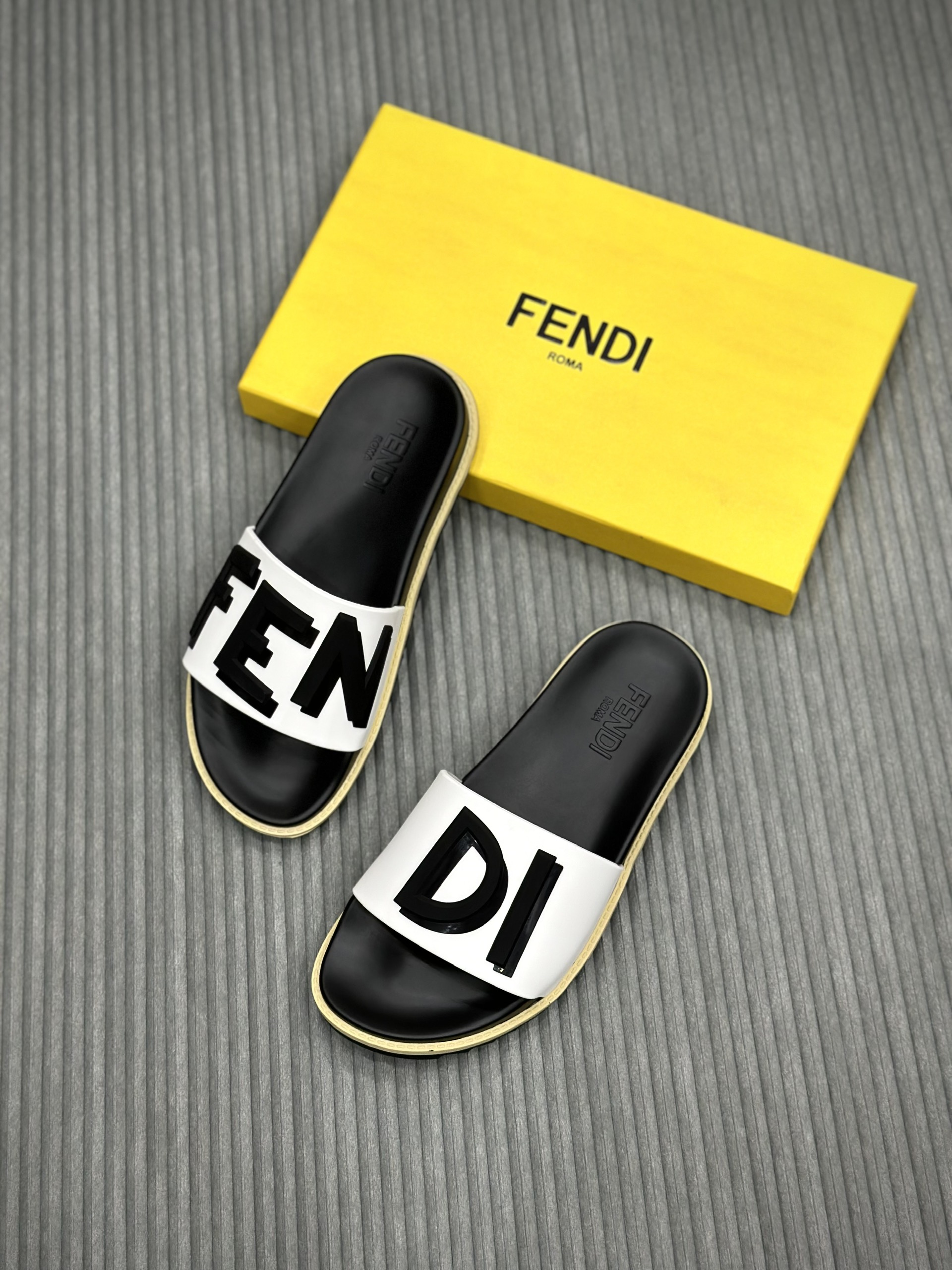 Dép lê quai ngang Fendi FF logo chữ nổi các mẫu Like Auth on web fullbox bill thẻ VTN