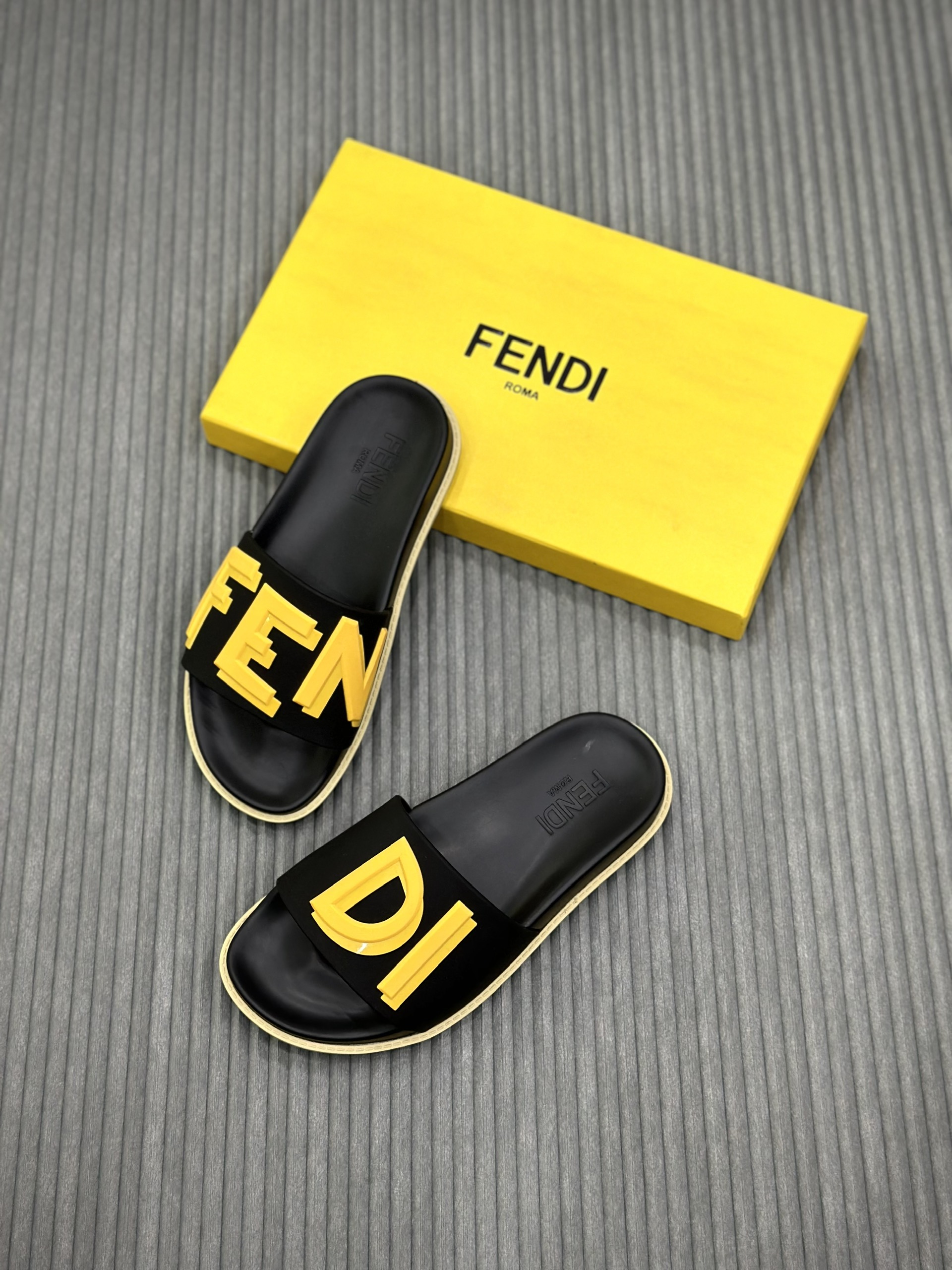 Dép lê quai ngang Fendi FF logo chữ nổi các mẫu Like Auth on web fullbox bill thẻ VTN