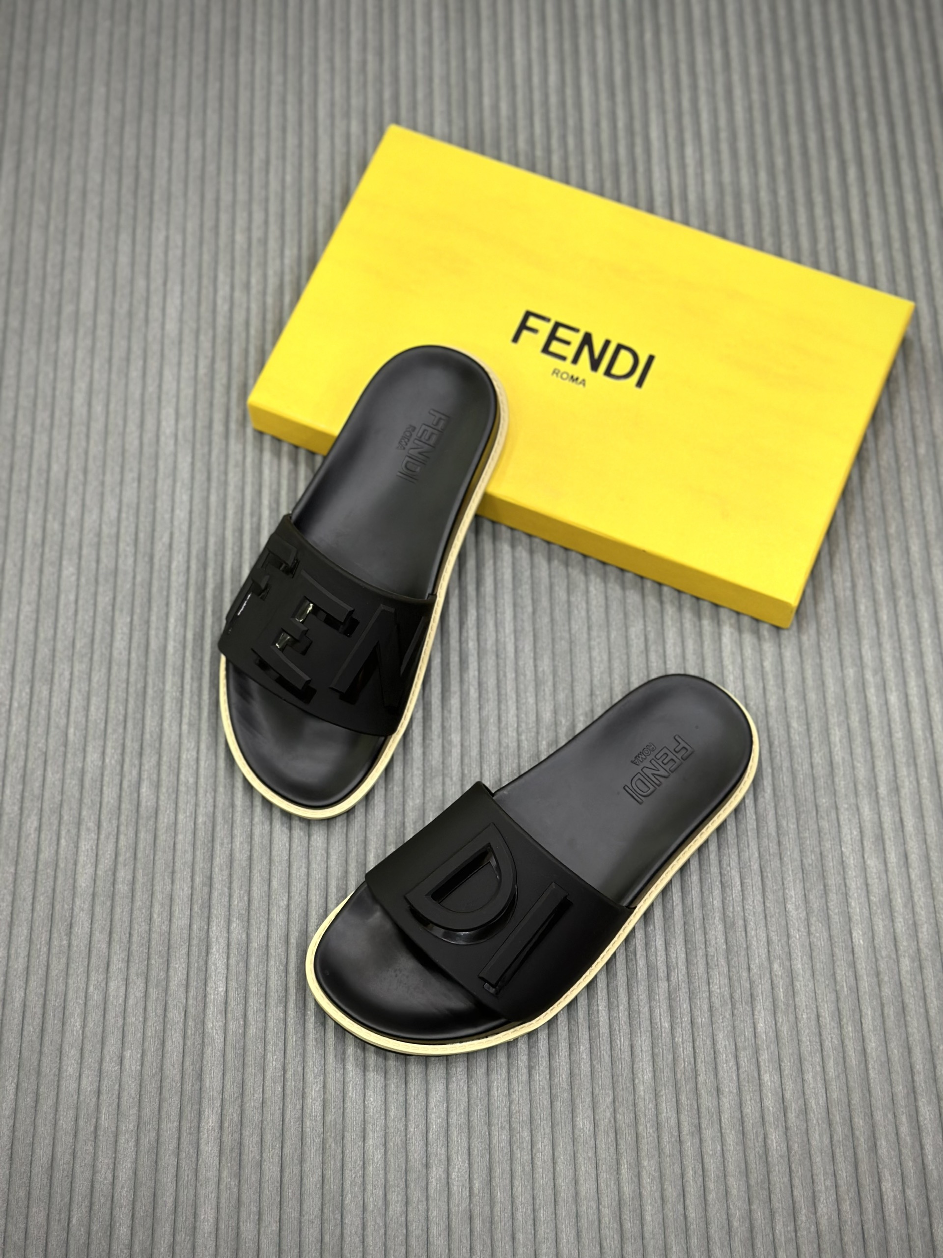 Dép lê quai ngang Fendi FF logo chữ nổi các mẫu Like Auth on web fullbox bill thẻ VTN