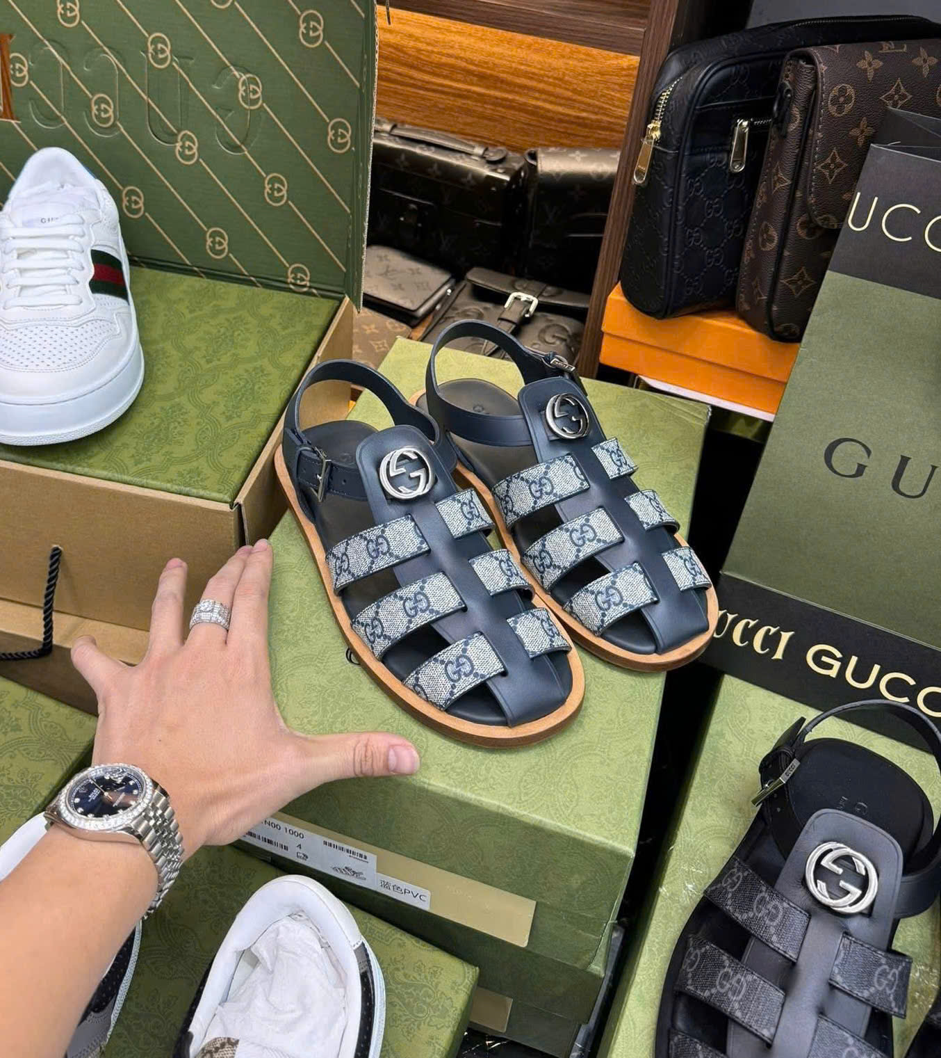 Dép rọ sandal Gucci GC trơn phối họa tiết monogram Like Auth on web fullbox bill thẻ MK