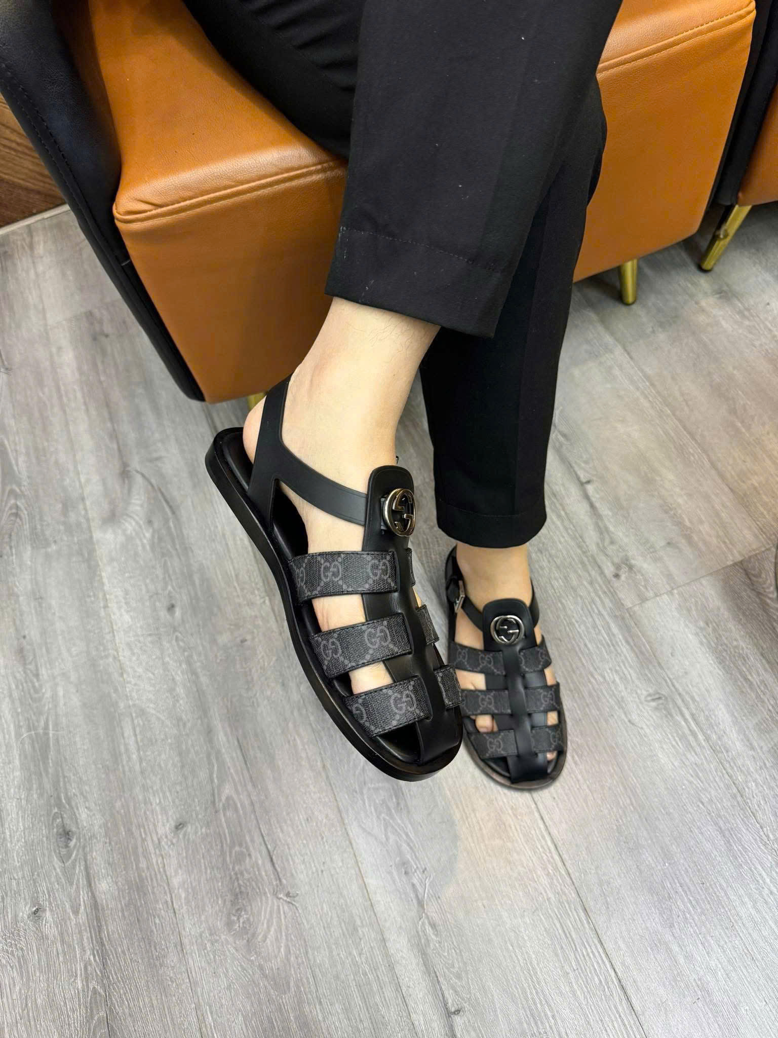 Dép rọ sandal Gucci GC trơn phối họa tiết monogram Like Auth on web fullbox bill thẻ MK