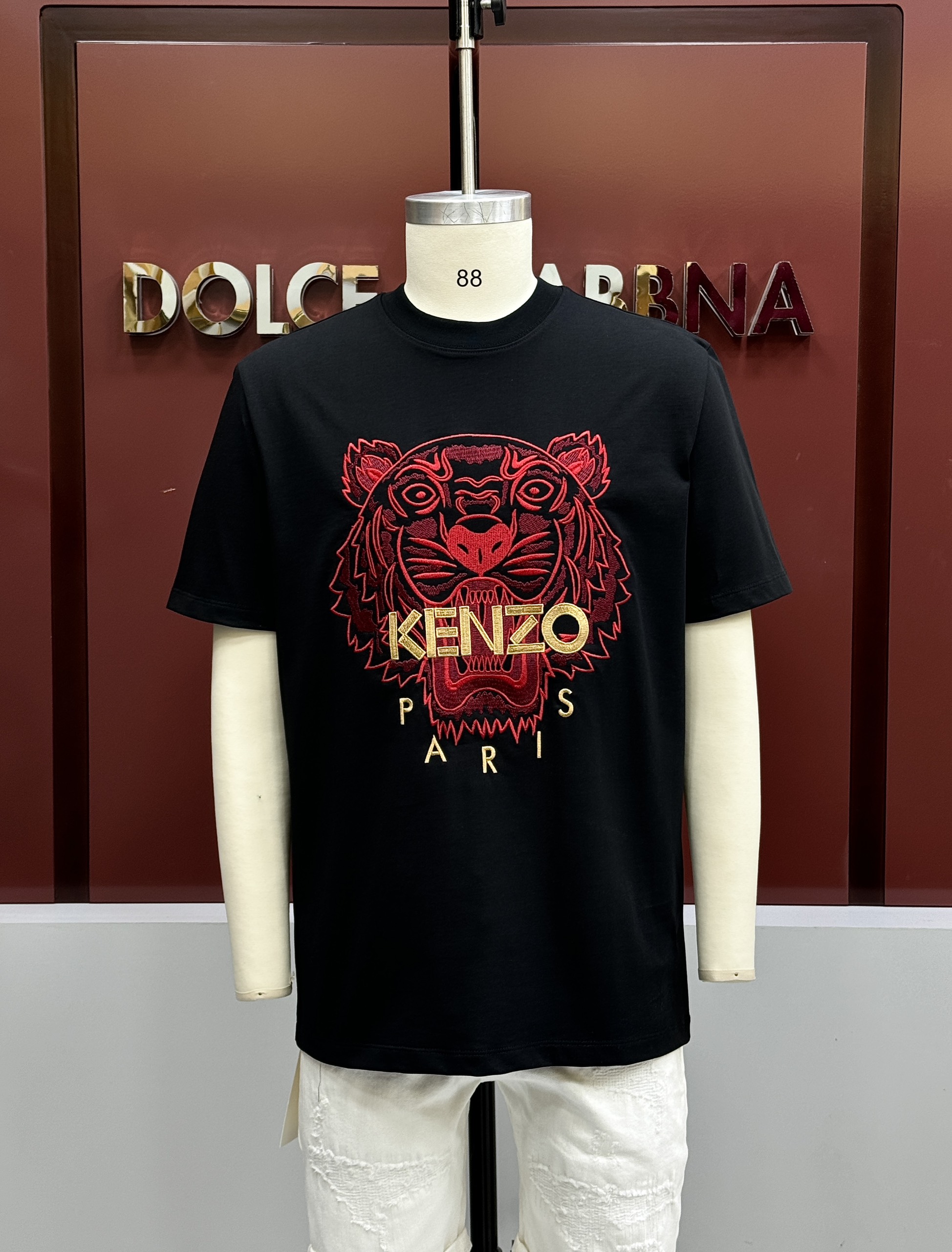 Áo phông T-shirt Kenzo KZ logo mặt Hổ Đỏ chữ Vàng Like Auth on web CD