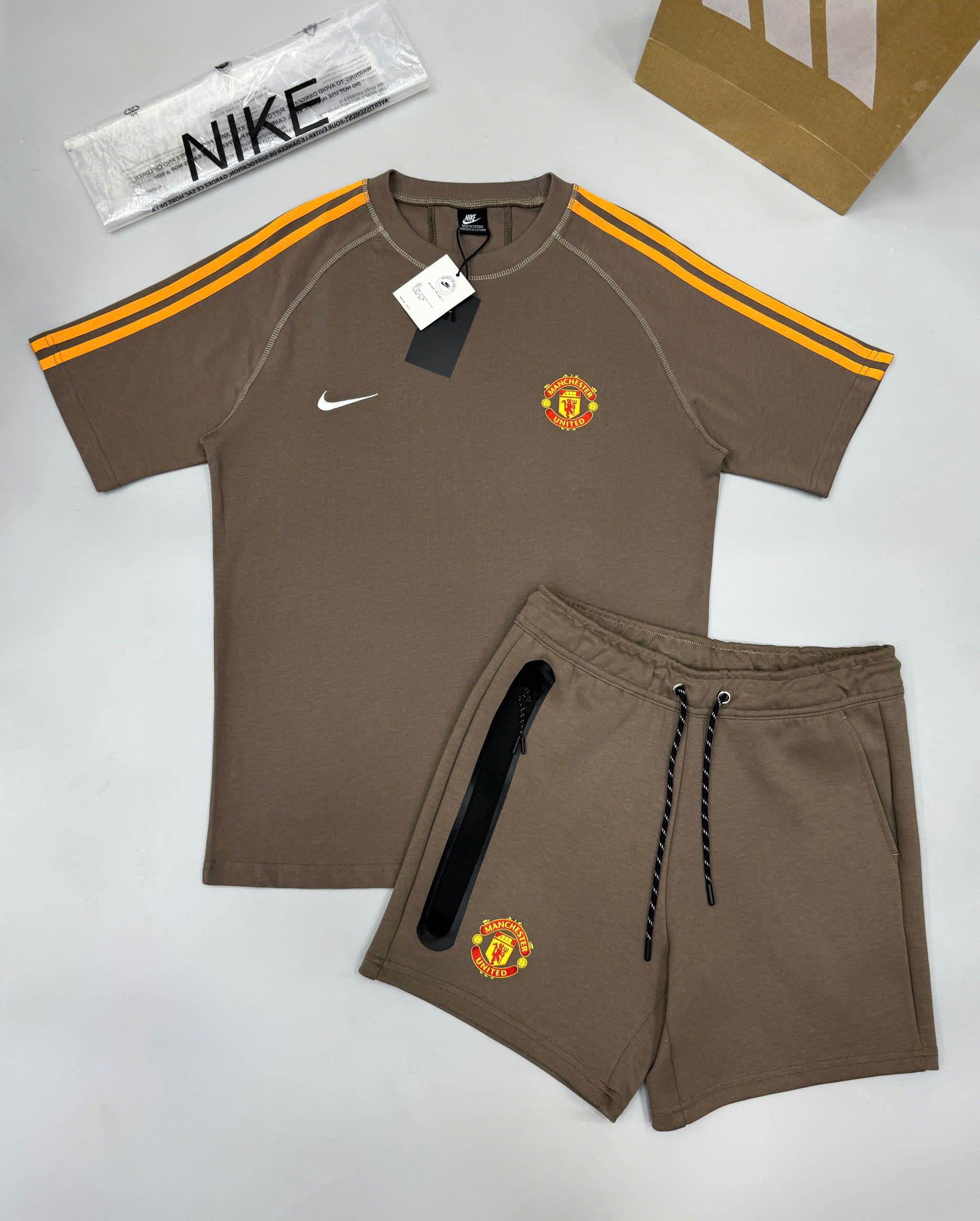 Bộ, Set hè Nike NK Nâu kẻ viền Cam logo huy hiệu Like Auth on web CD