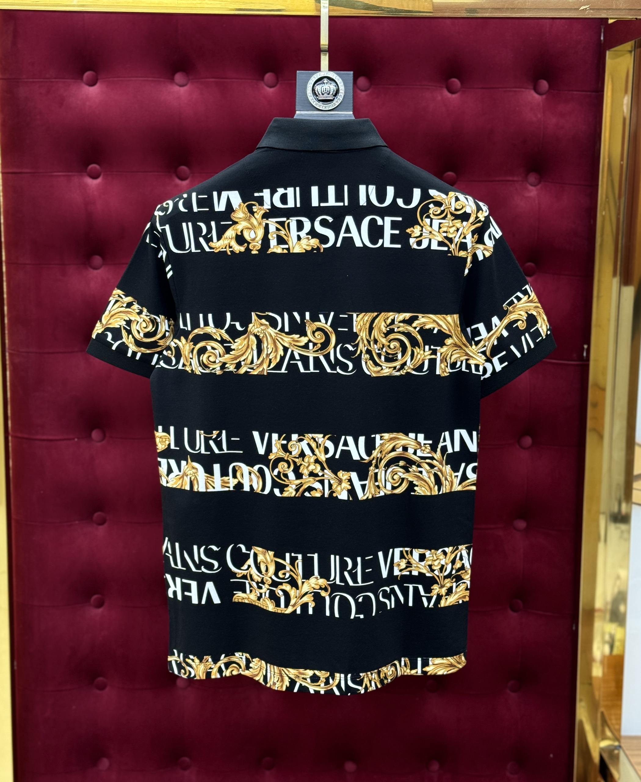 Áo polo Versace VS họa tiết logo chữ lồng hoa văn Vàng Like Auth 1-1 on web CD