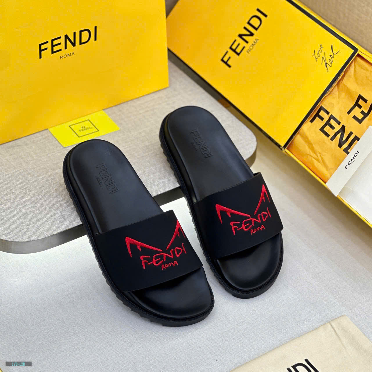 Dép lê quai ngang Fendi FF Đen logo chữ đôi mắt Đỏ thêu nổi Like Auth on web fullbox bill thẻ LVQ