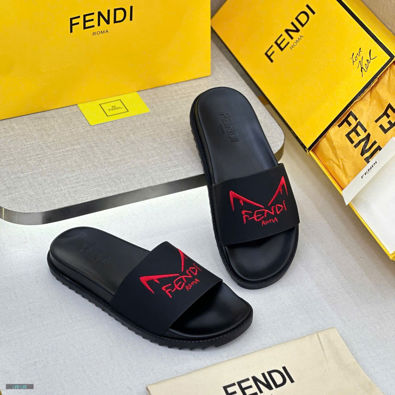 Dép lê quai ngang Fendi FF Đen logo chữ đôi mắt Đỏ thêu nổi Like Auth on web fullbox bill thẻ LVQ