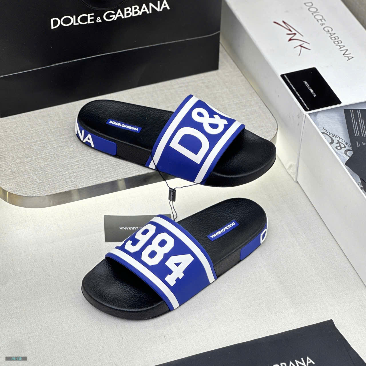 Dép lê quai ngang Dolce Gabbana DG Xanh dương logo chữ 1984 Trắng nổi Like Auth on web fullbox bill thẻ LVQ