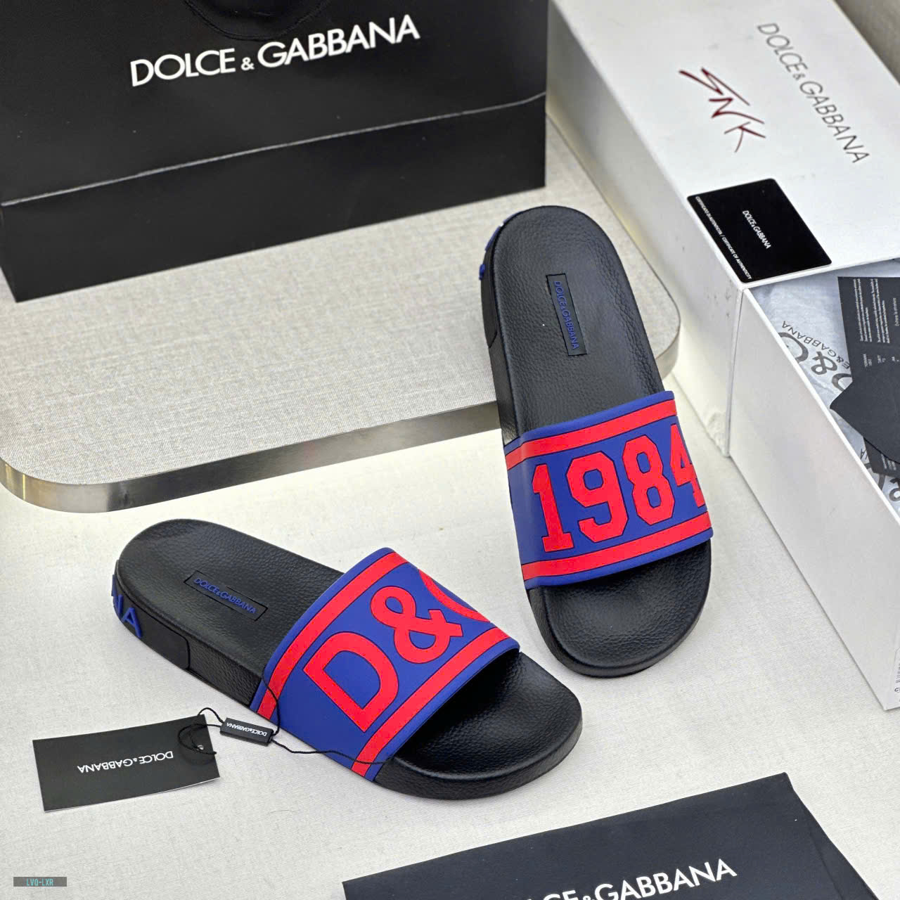 Dép lê quai ngang Dolce Gabbana DG Xanh dương logo chữ 1984 Hồng nổi Like Auth on web fullbox bill thẻ LVQ