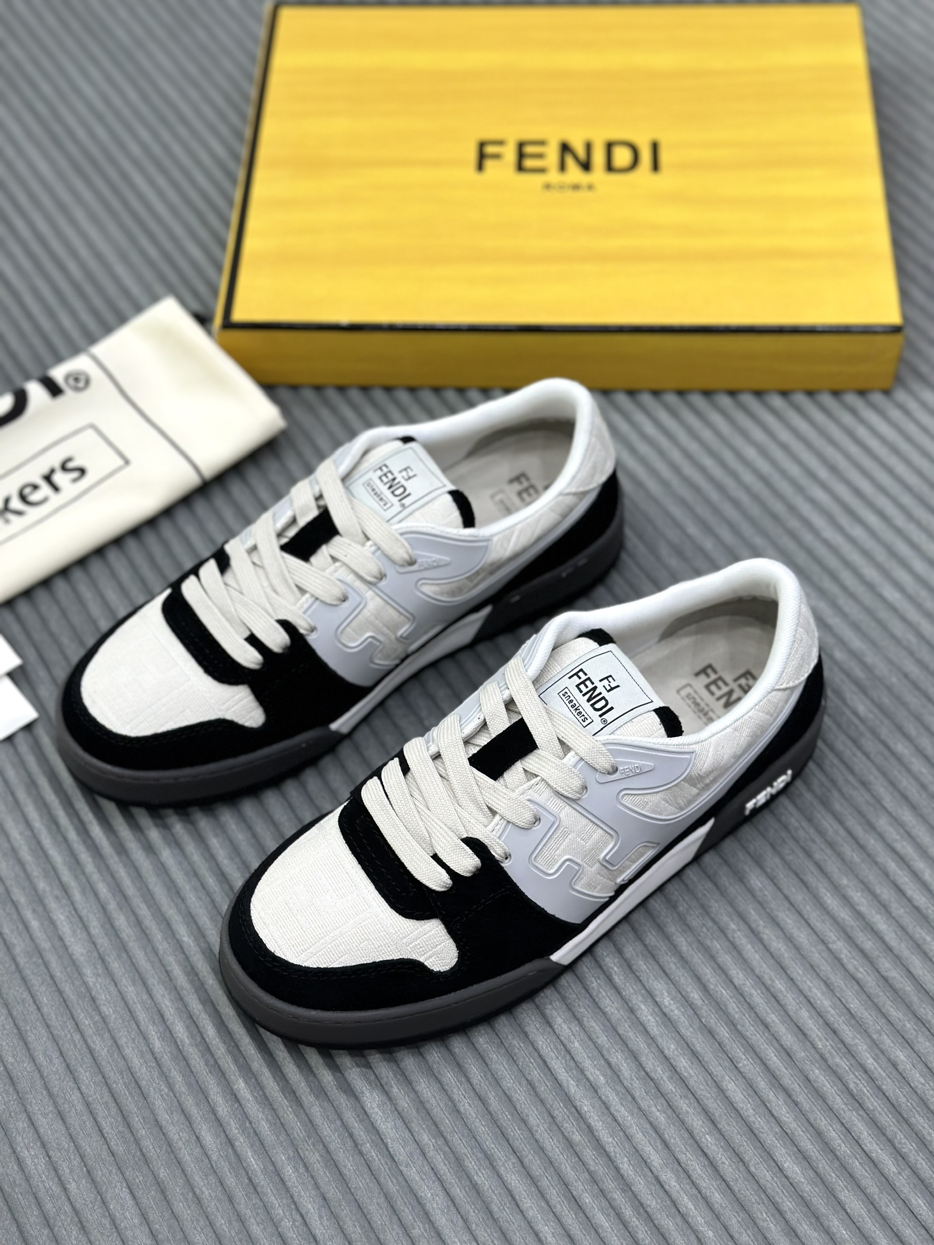 Giày sneaker Fendi FF phối màu Đen Trắng Like Auth Fullbox Phụ Kiện VTN