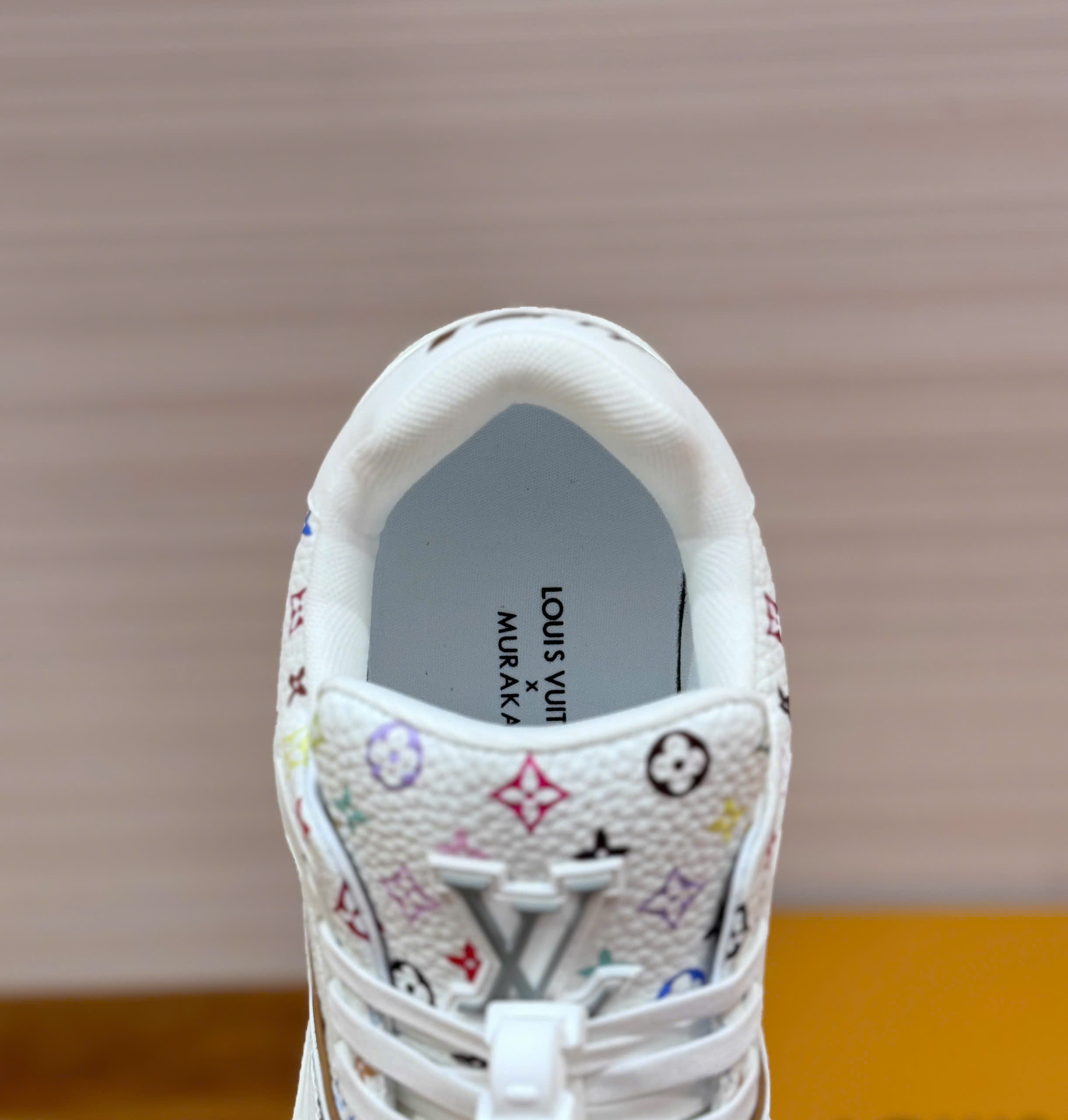 Giày sneaker Louis Vuitton LV Trắng họa tiết hoa vân logo màu sắc full Like Auth Fullbox Phụ Kiện DDT