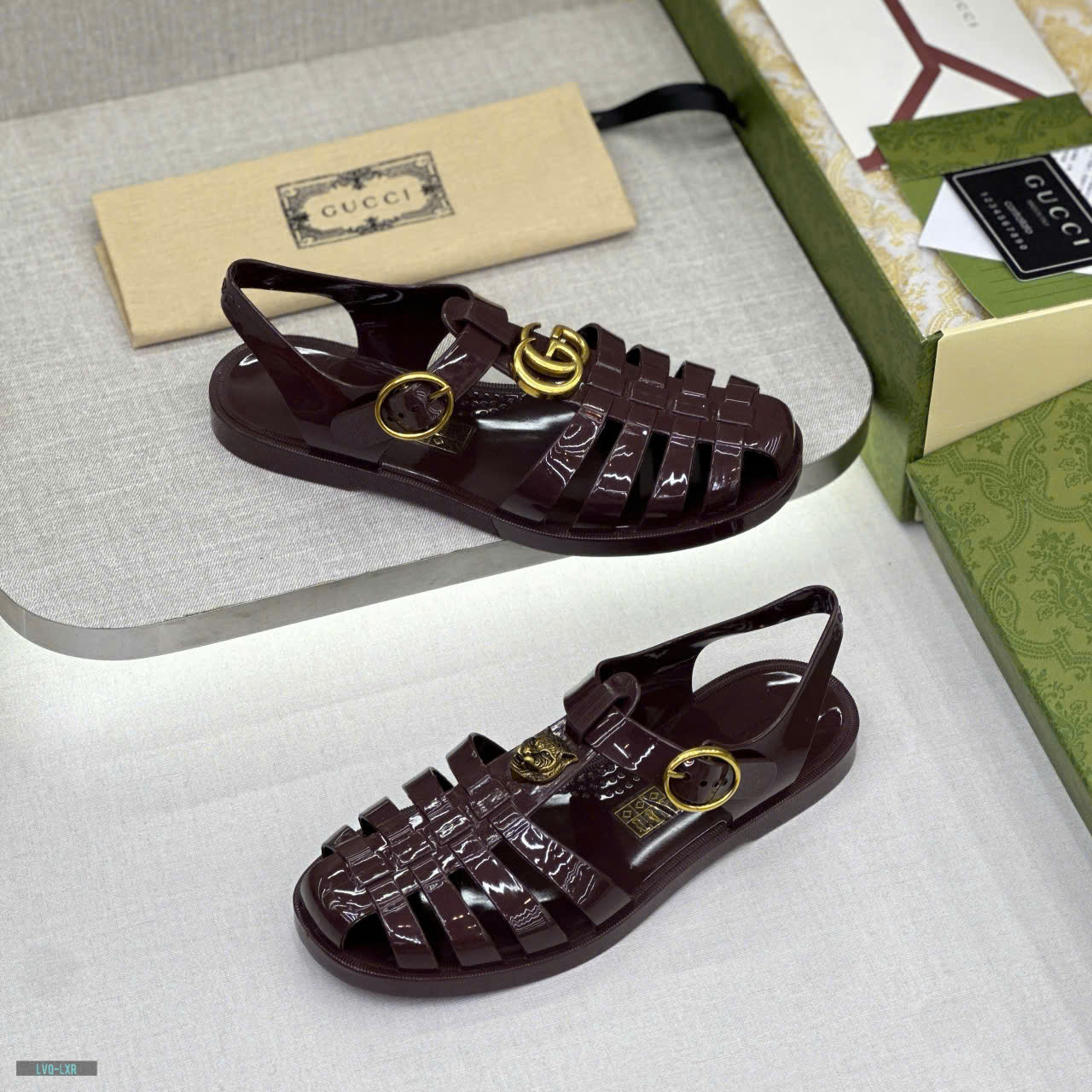 Dép rọ sandal Gucci GC Nâu bóng trơn logo Hổ kim loại nổi Like Auth on web fullbox bill thẻ LVQ