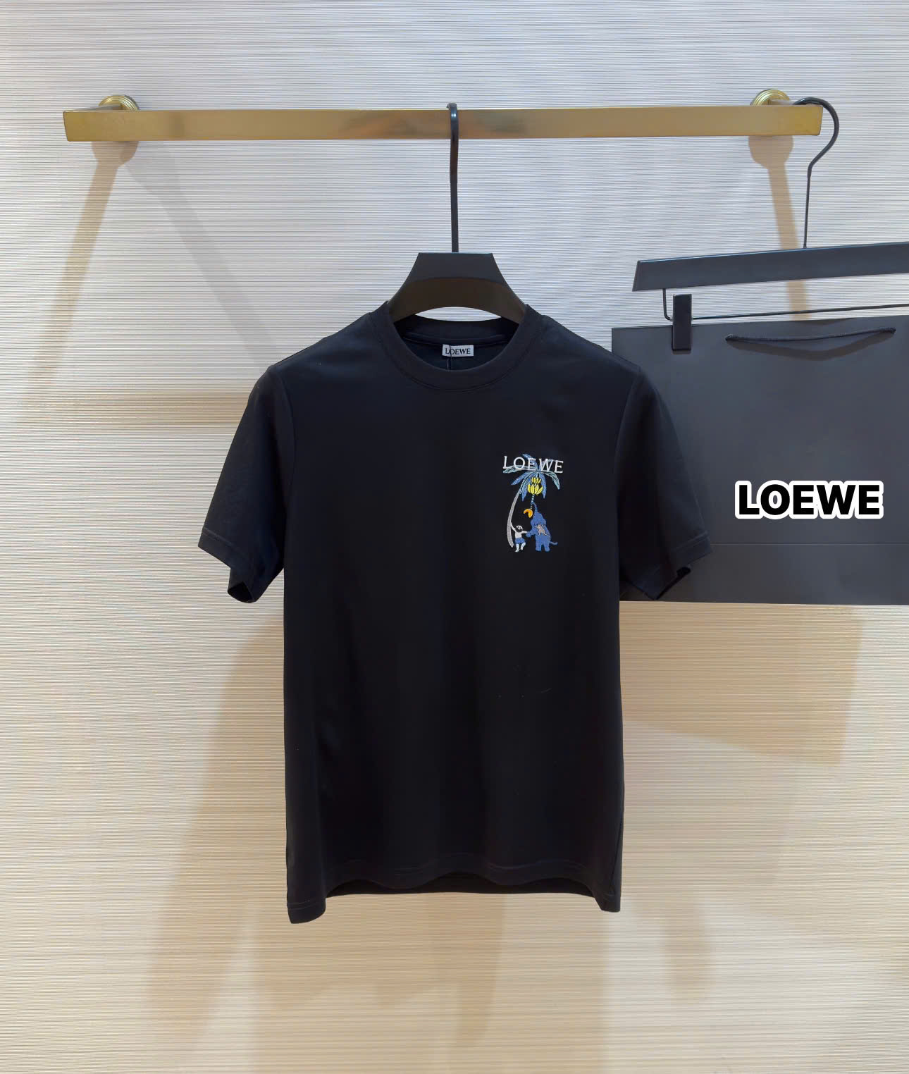 Áo phông T-shirt Loewe logo cây dừa thêu ngực Like Auth on web DDT