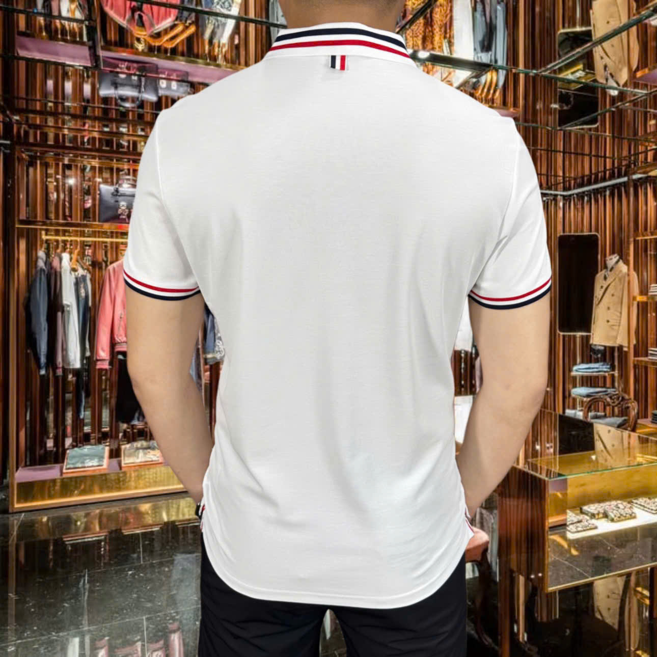 Áo polo Thom Browne TB kẻ sọc màu cổ tay logo Cún thêu cổ Like Auth 1-1 on web MK