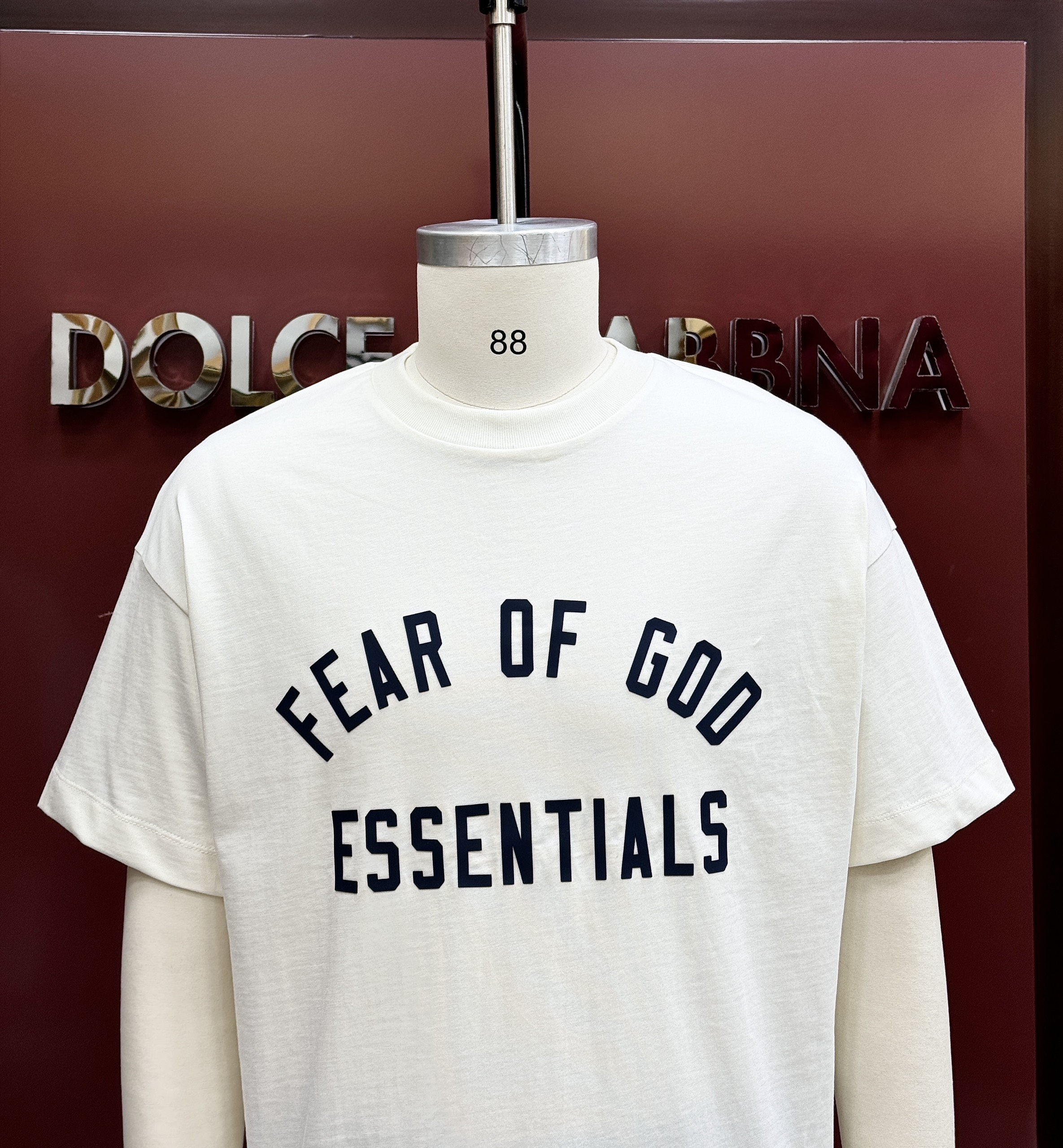 Bộ, Set hè Essentials logo chữ vòng tròn Like Auth on web CD