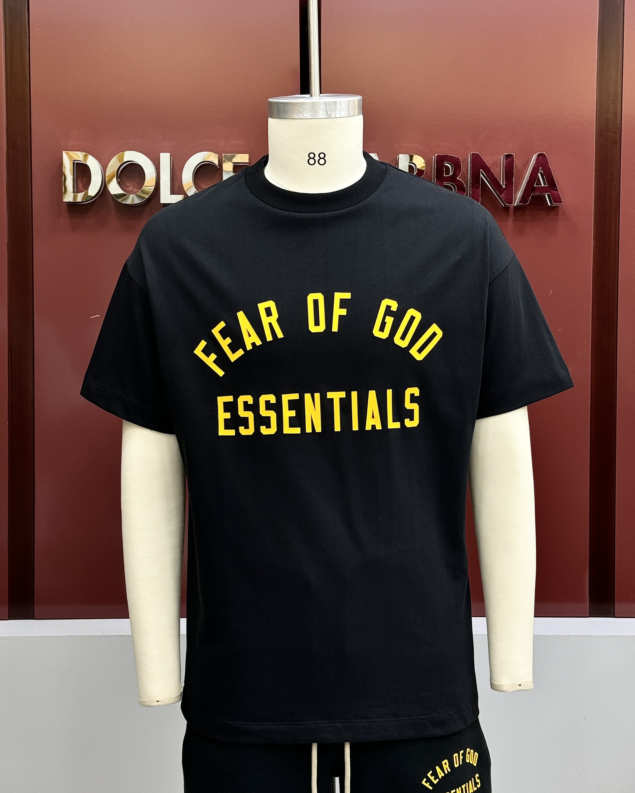Bộ, Set hè Essentials logo chữ vòng tròn Like Auth on web CD