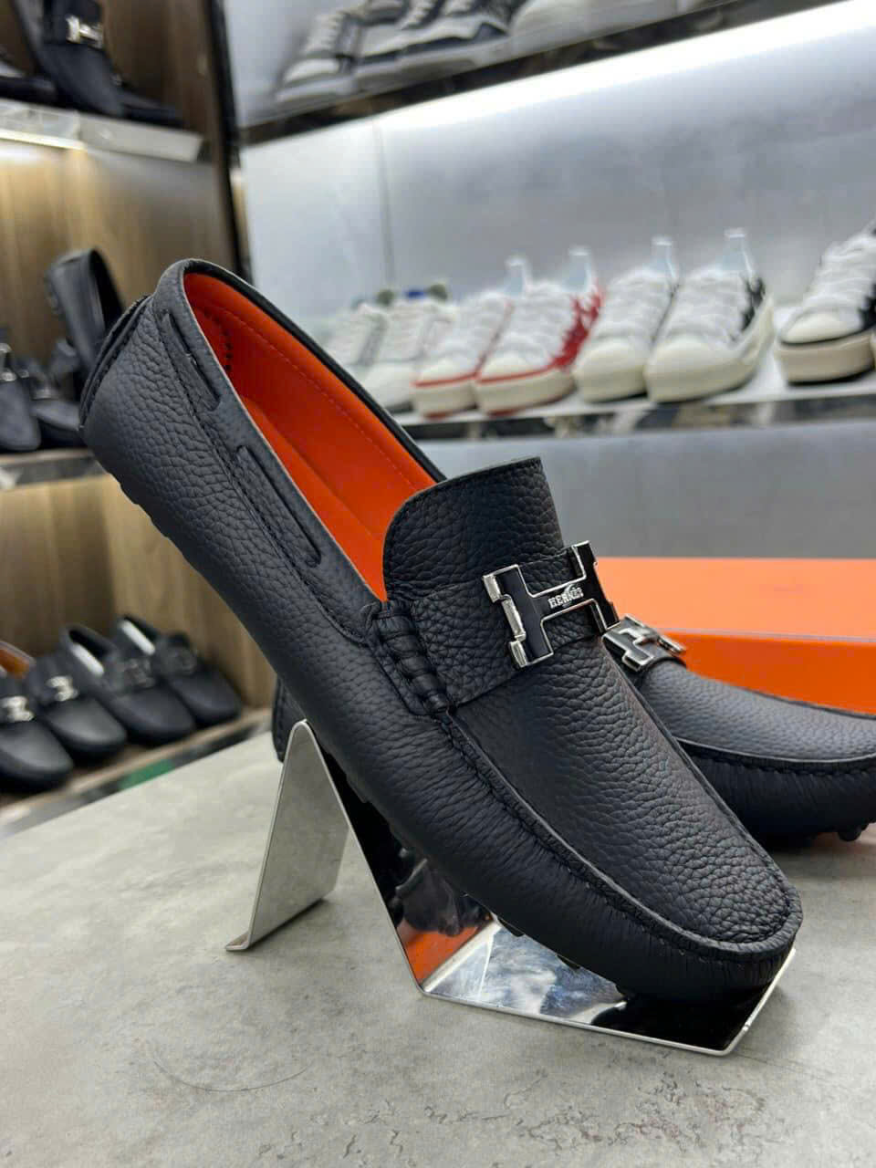 Giày lười moca Hermes HM Đen logo H lót Cam Like Auth 1-1 on web fullbox LK