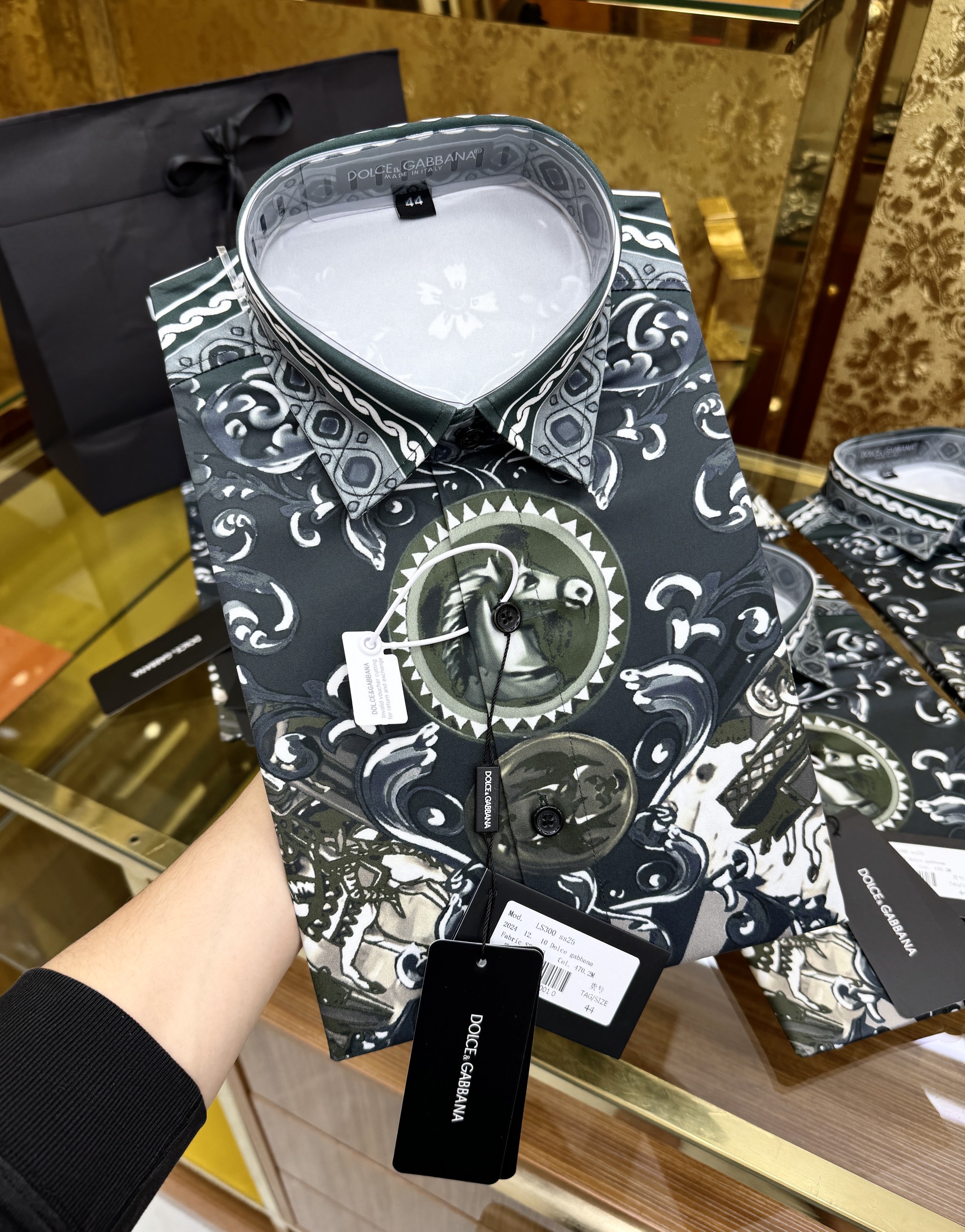 Áo sơ mi dài tay Dolce Gabbana DG Xanh rêu họa tiết hoa văn ngựa Like Auth on web CD