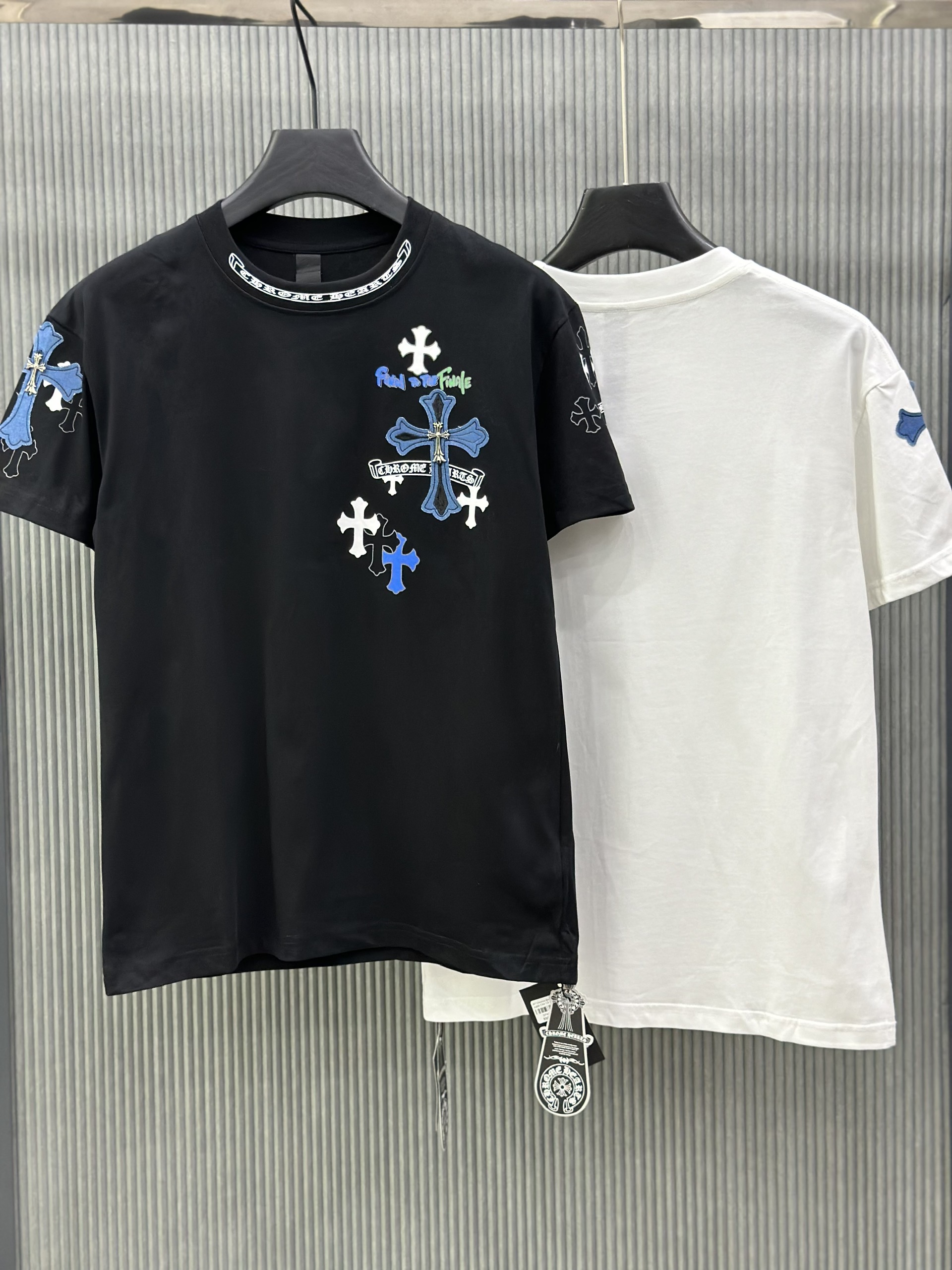 Áo phông T-shirt Chrome Heart CH họa tiết logo chữ thập thêu ngực Like Auth on web VTN NV