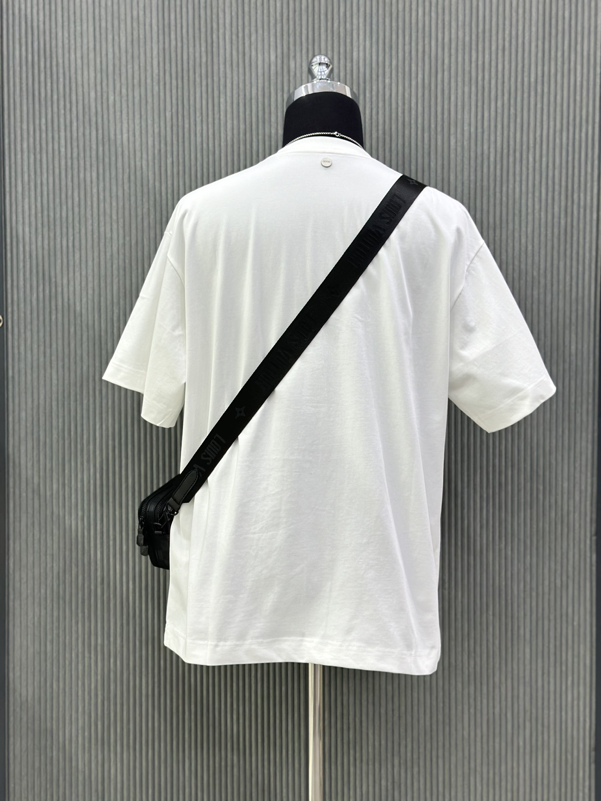 Áo phông T-shirt GOOD đính hạt Like Auth on web VTN