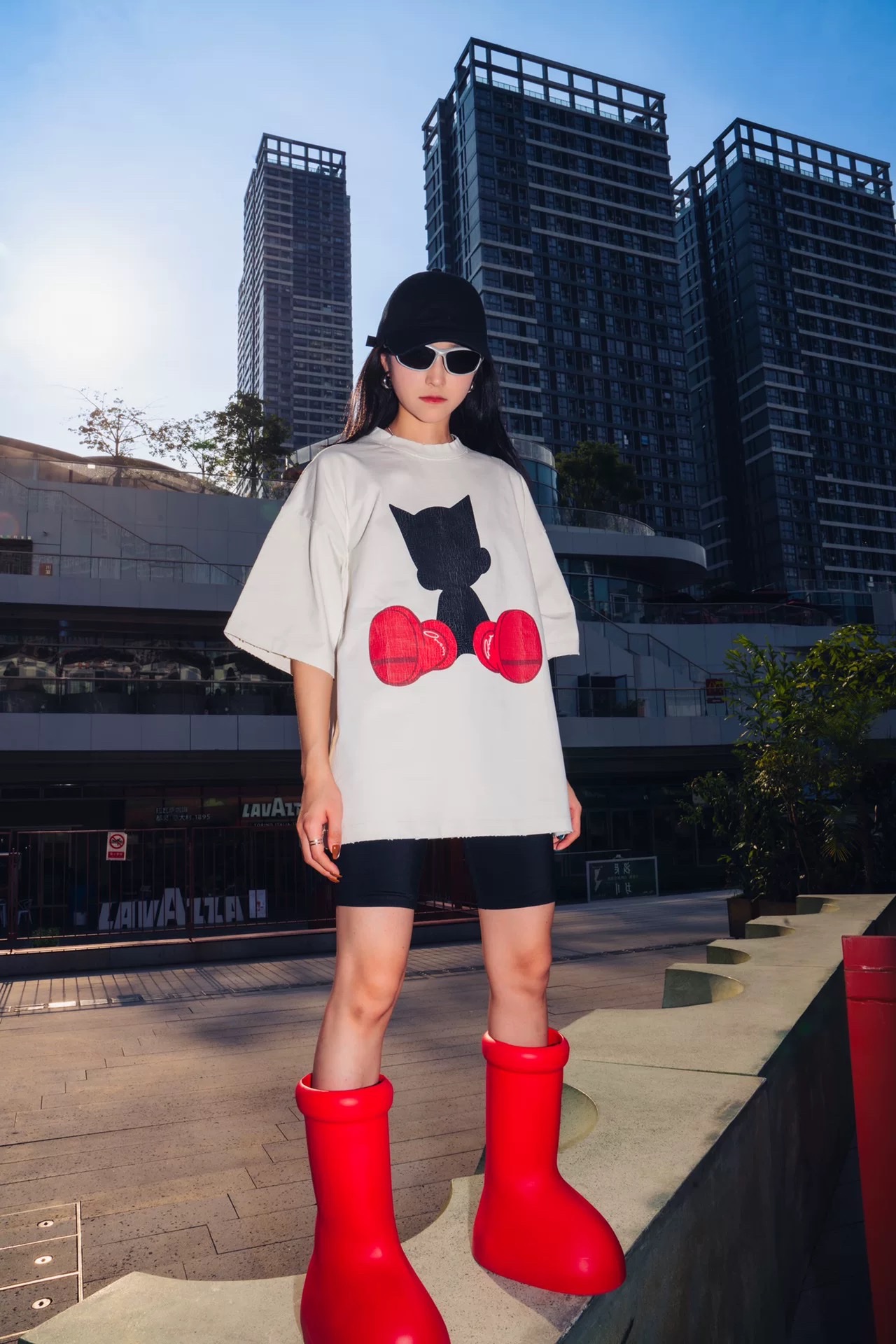 Áo phông T-shirt Local unisex họa tiết nhân vật hoạt hình Like Auth on web VTN