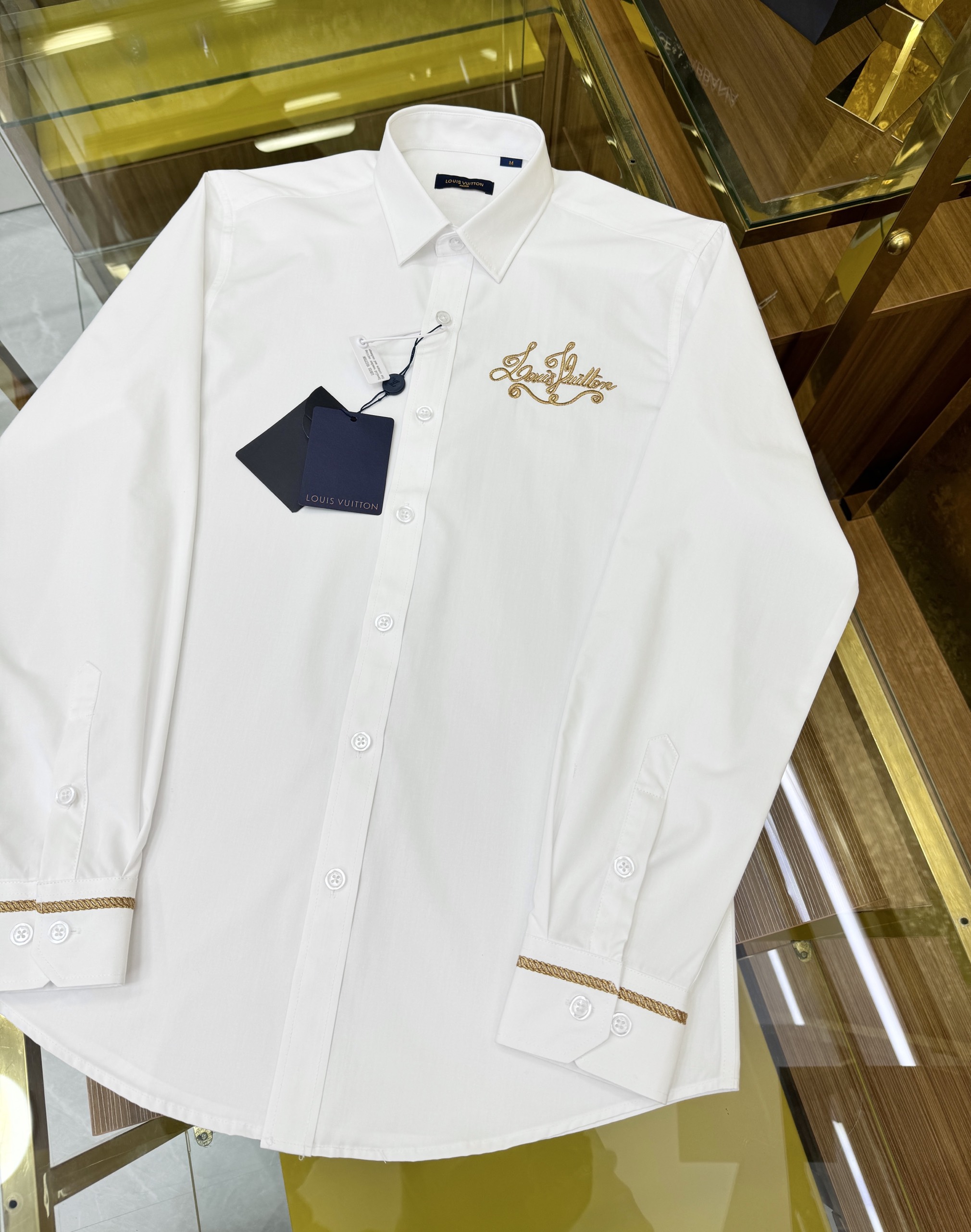 Áo sơ mi dài tay Louis Vuitton LV logo chữ kẻ sọc tay thêu Like Auth on web CD