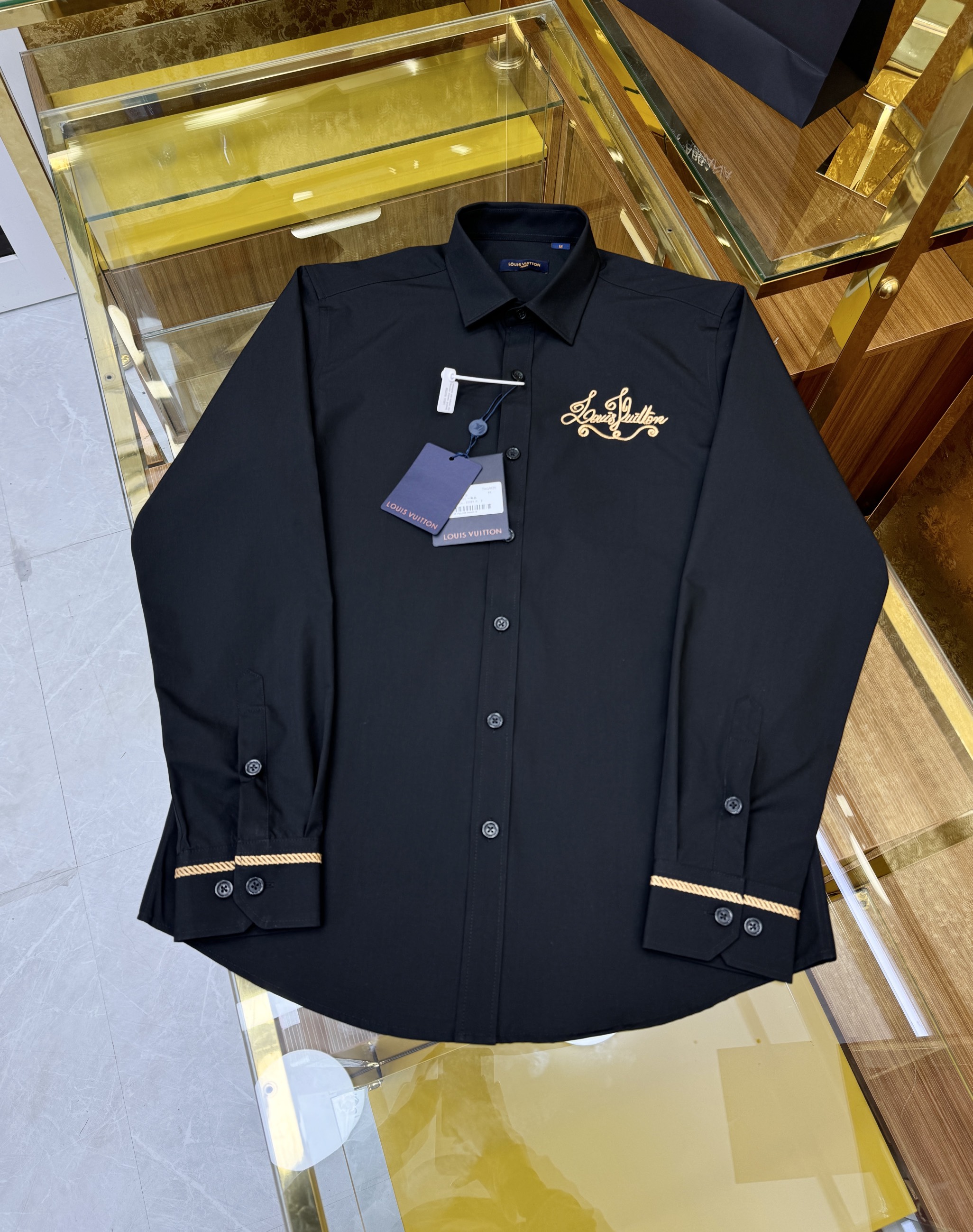 Áo sơ mi dài tay Louis Vuitton LV logo chữ kẻ sọc tay thêu Like Auth on web CD