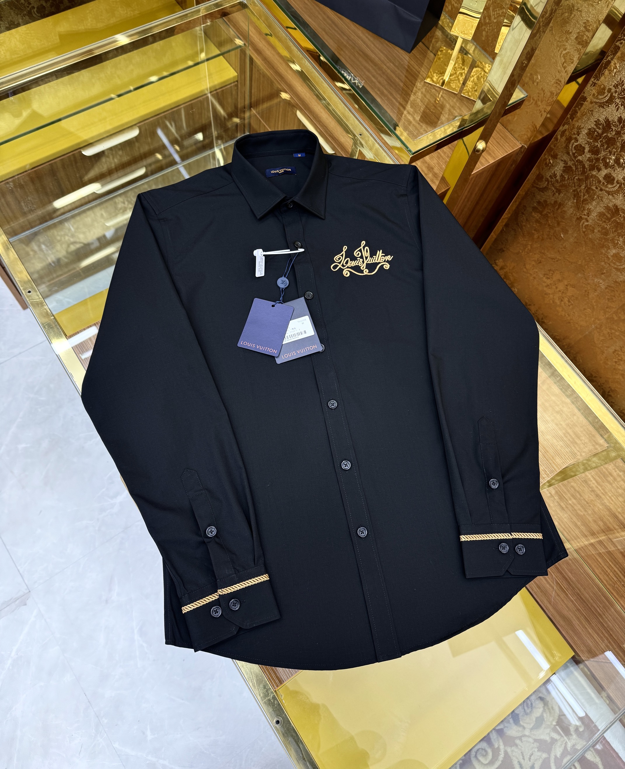 Áo sơ mi dài tay Louis Vuitton LV logo chữ kẻ sọc tay thêu Like Auth on web CD