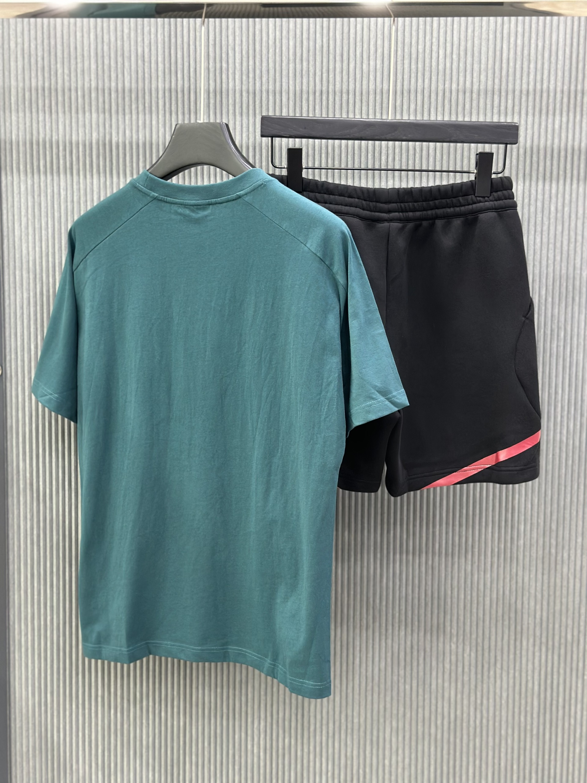 Bộ, Set hè Adidas A Xanh lam phối Đen kẻ tay Đỏ Like Auth on web VTN