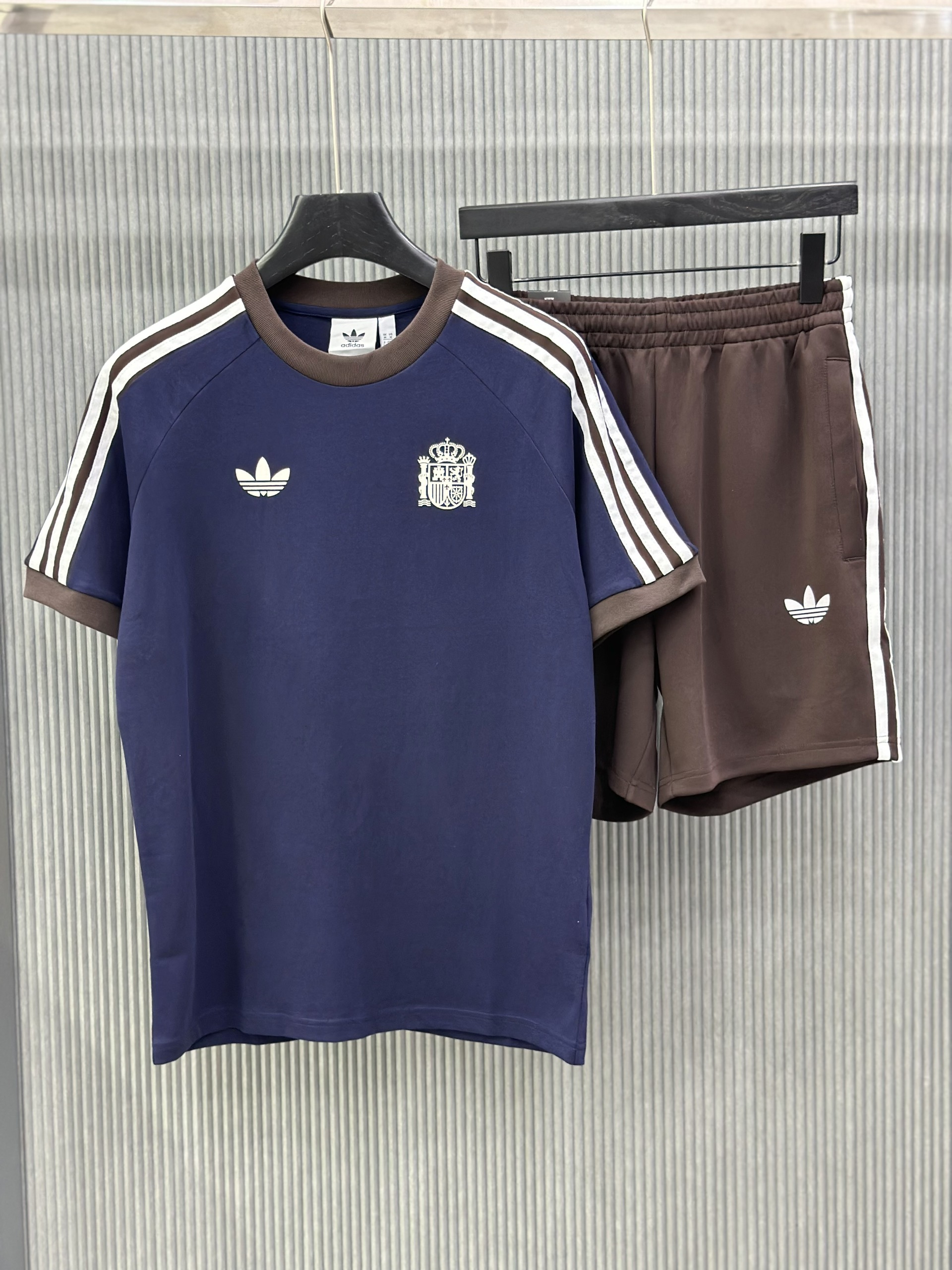 Bộ, Set hè Adidas A Xanh than phối Nâu kẻ sọc viền Trắng Like Auth on web VTN
