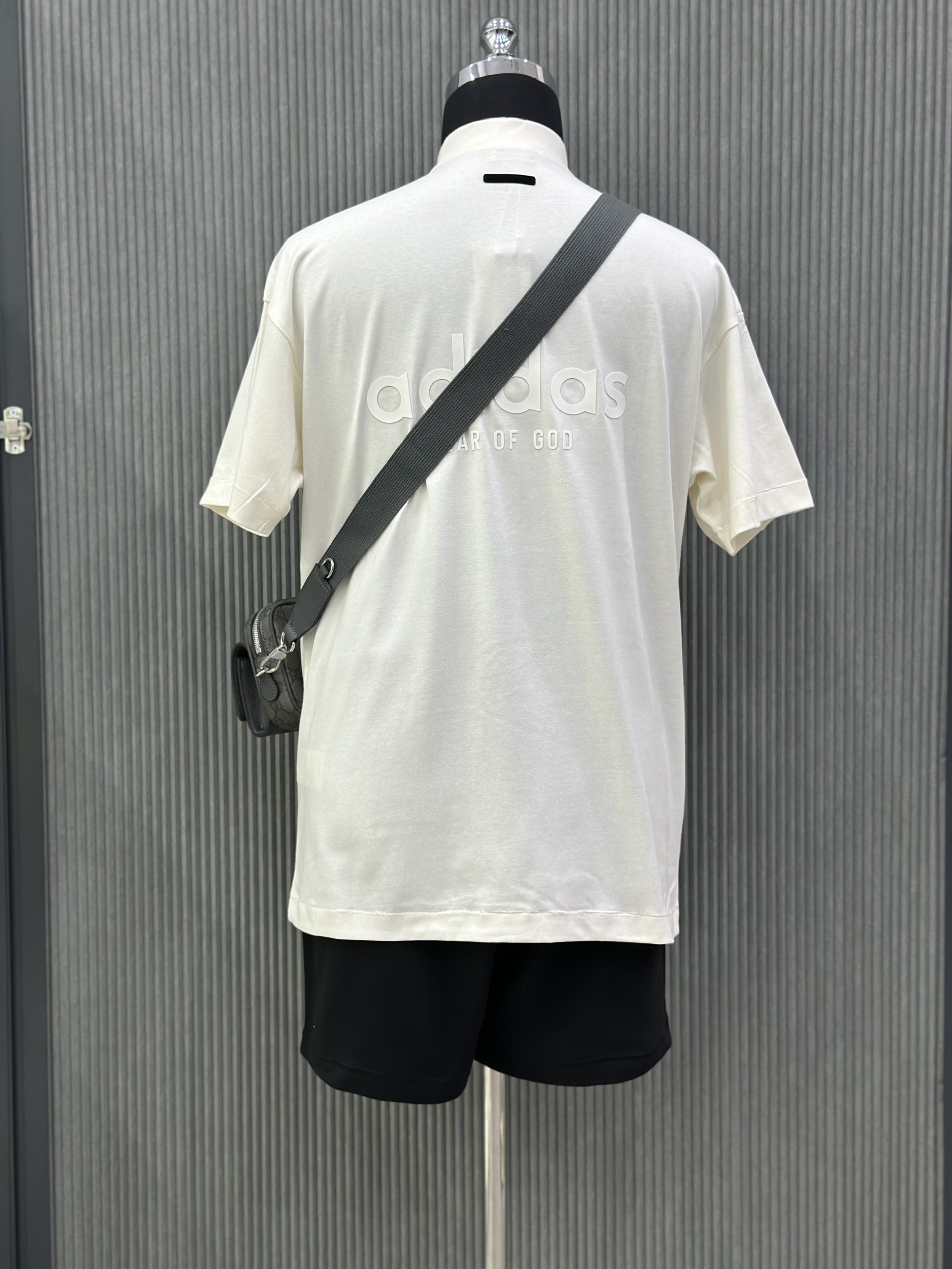 Bộ, Set hè cổ V Adidas Be logo chữ basic Like Auth on web VTN
