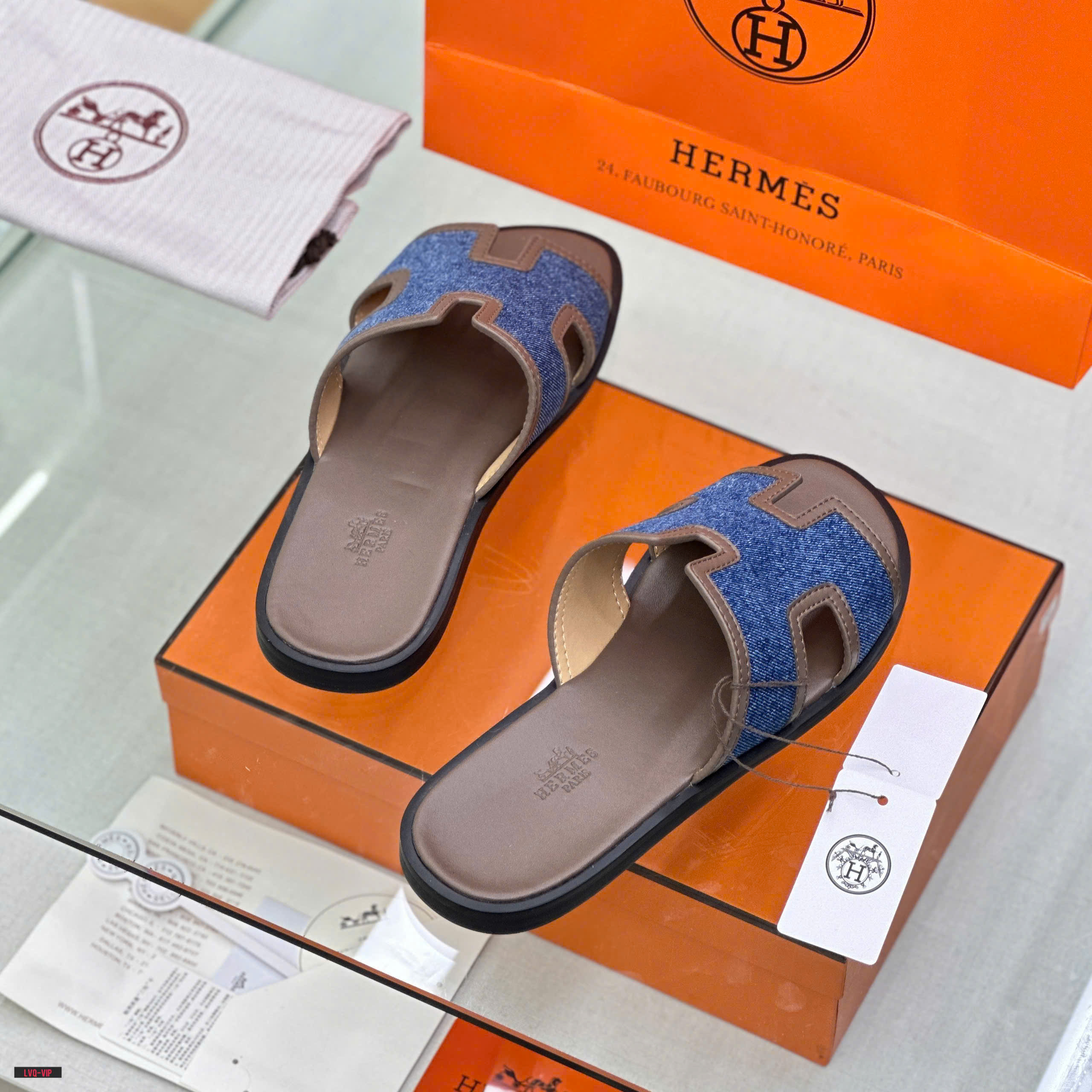 Dép lê quai ngang Hermes HM Xanh jean phối viền Nâu da Like Auth on web fullbox bill thẻ LVQ