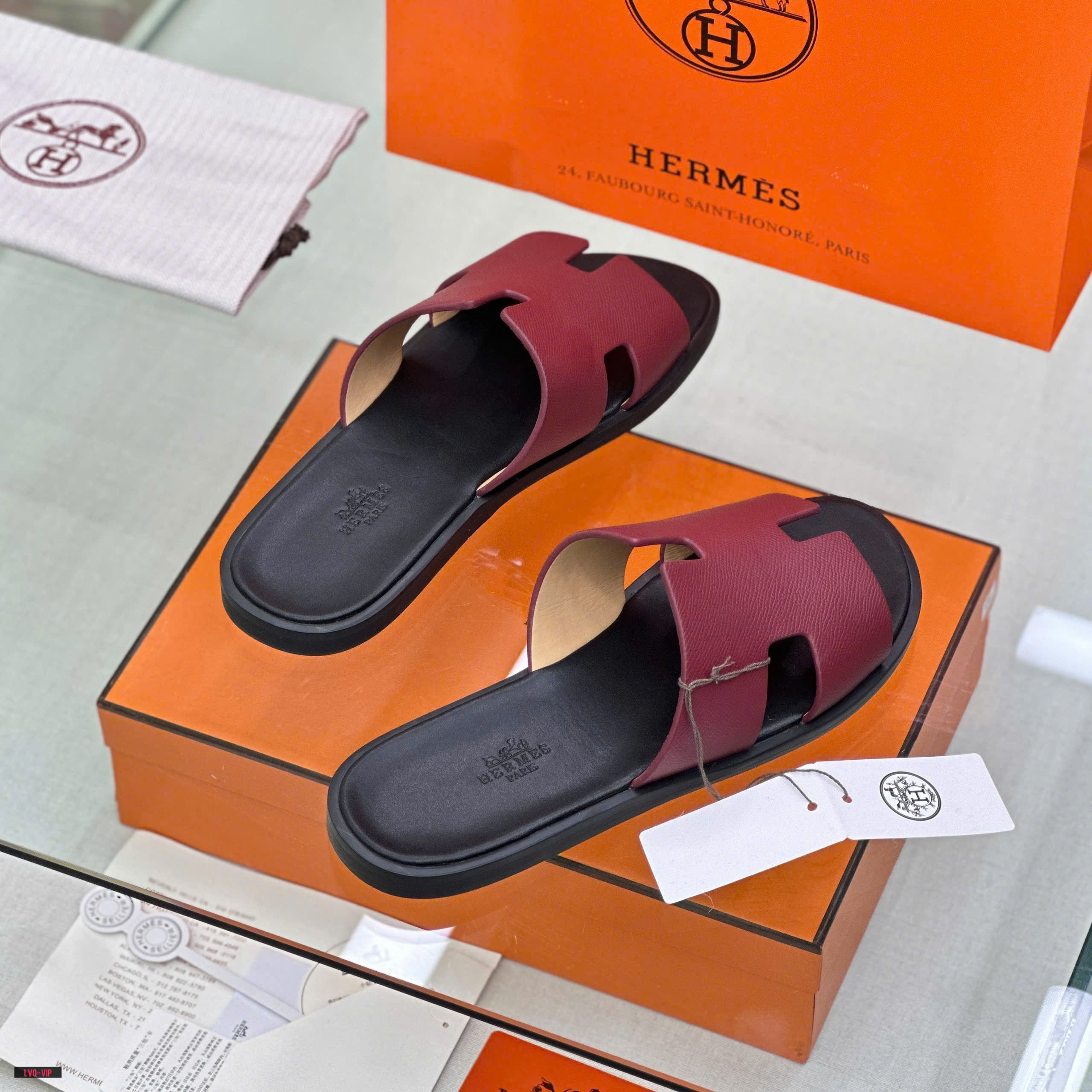 Dép lê quai ngang Hermes HM Đỏ đô trơn đế Đen Like Auth on web fullbox bill thẻ LVQ