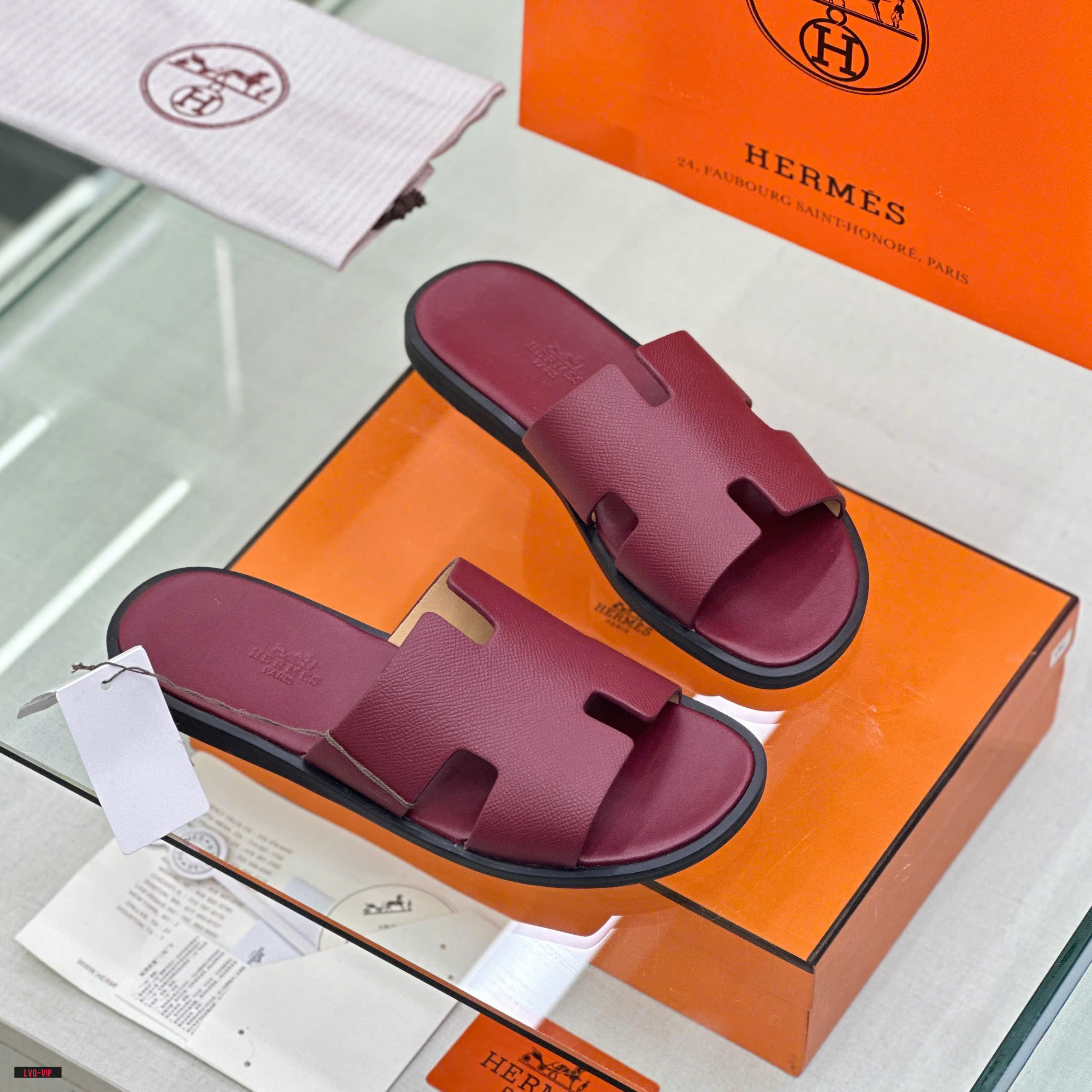 Dép lê quai ngang Hermes HM Đỏ trơn Like Auth on web fullbox bill thẻ LVQ