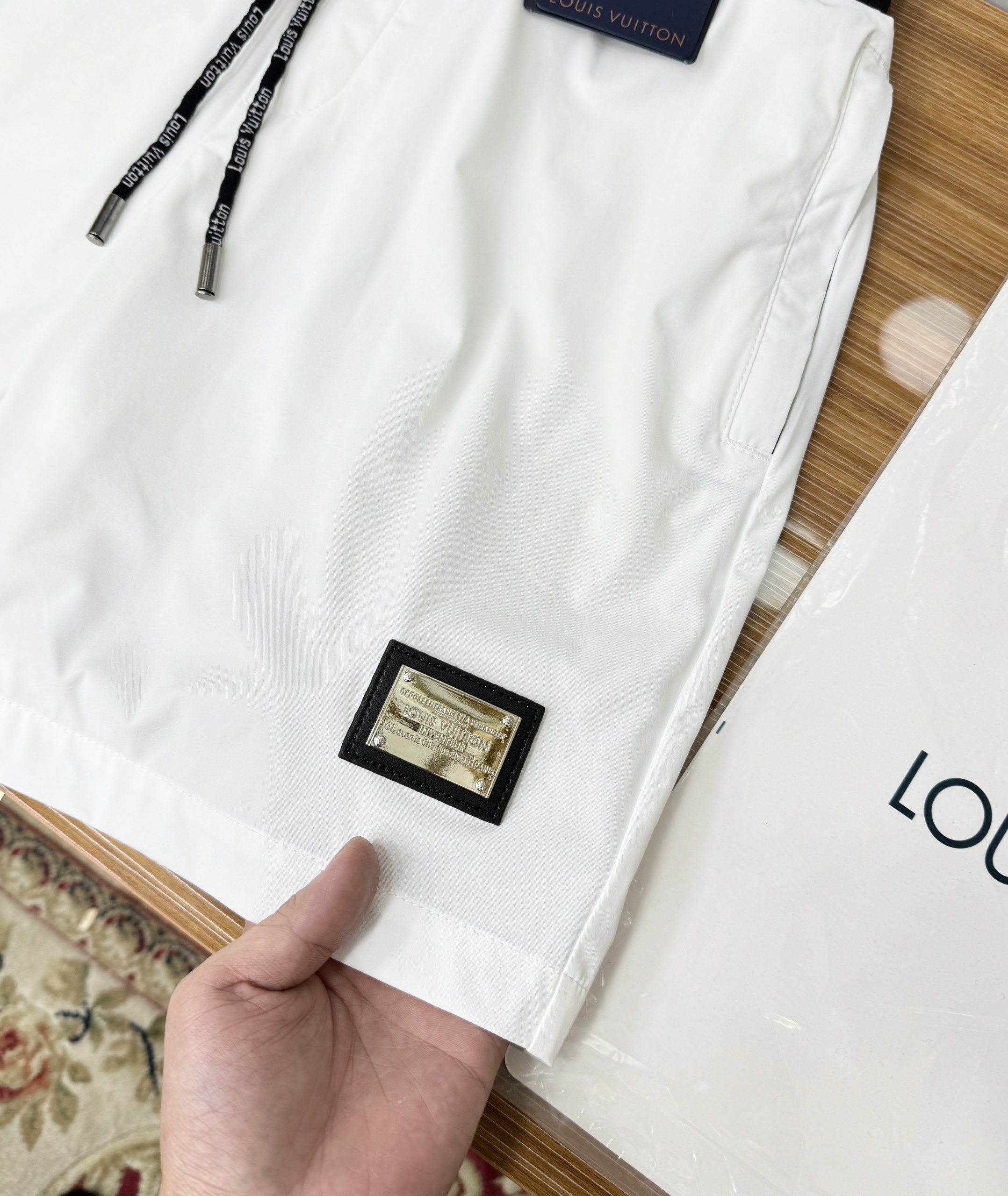 Quần short gió Louis Vuitton LV trơn tag vuông thêu Like Auth 1-1 on web CD