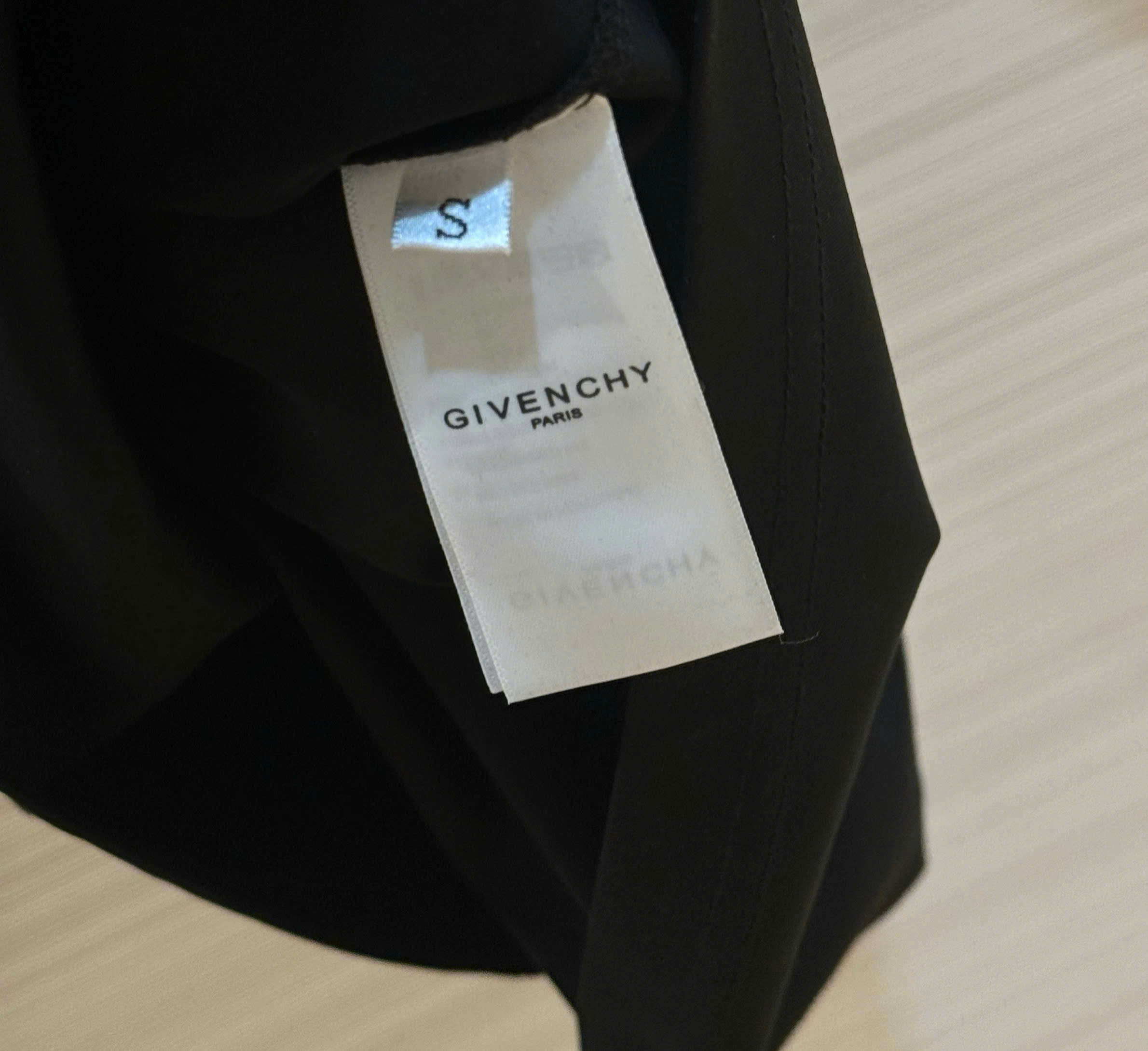 Áo phông T-shirt Givenchy họa tiết cá mập Like Auth on web DDT