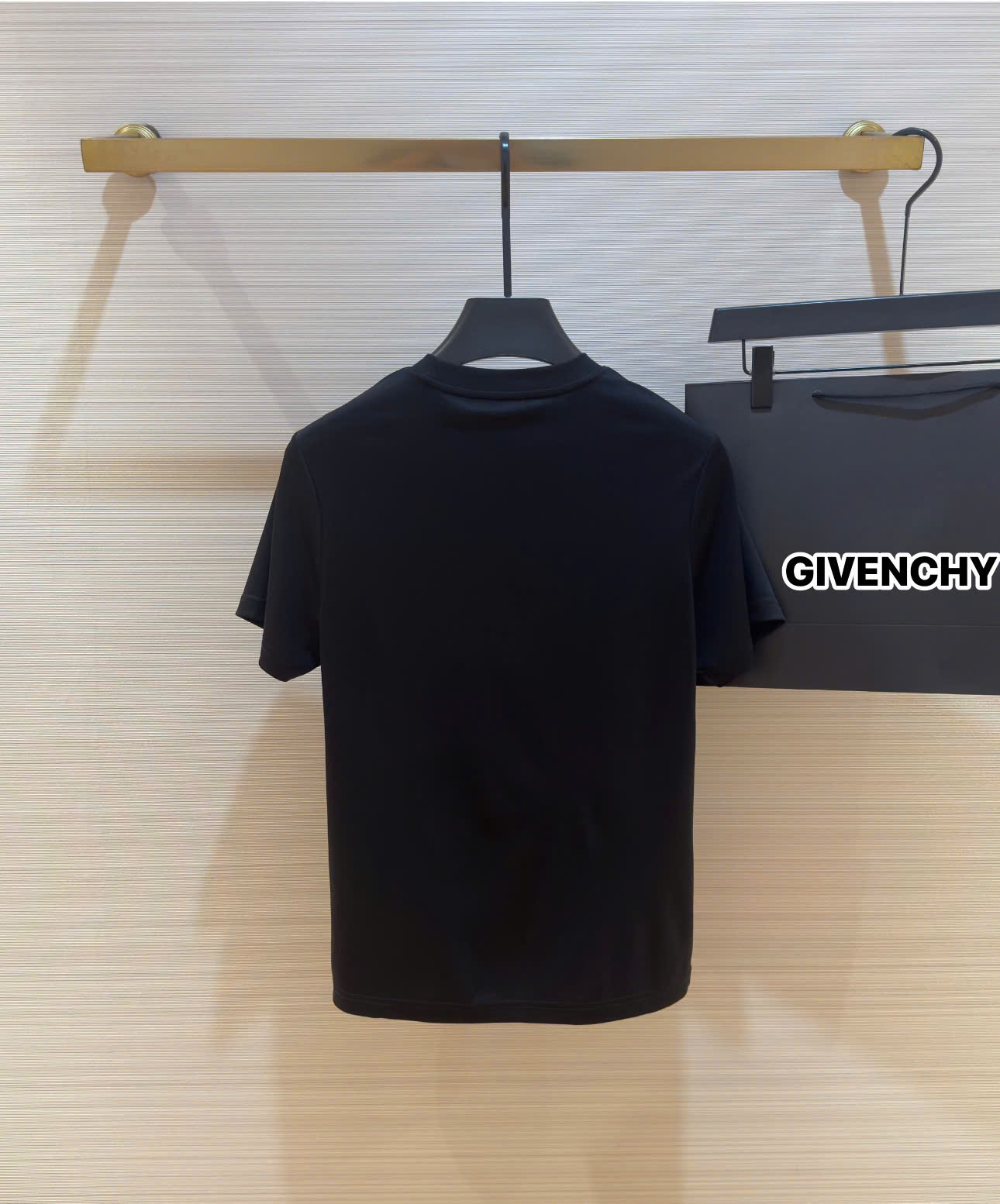 Áo phông T-shirt Givenchy họa tiết cá mập Like Auth on web DDT