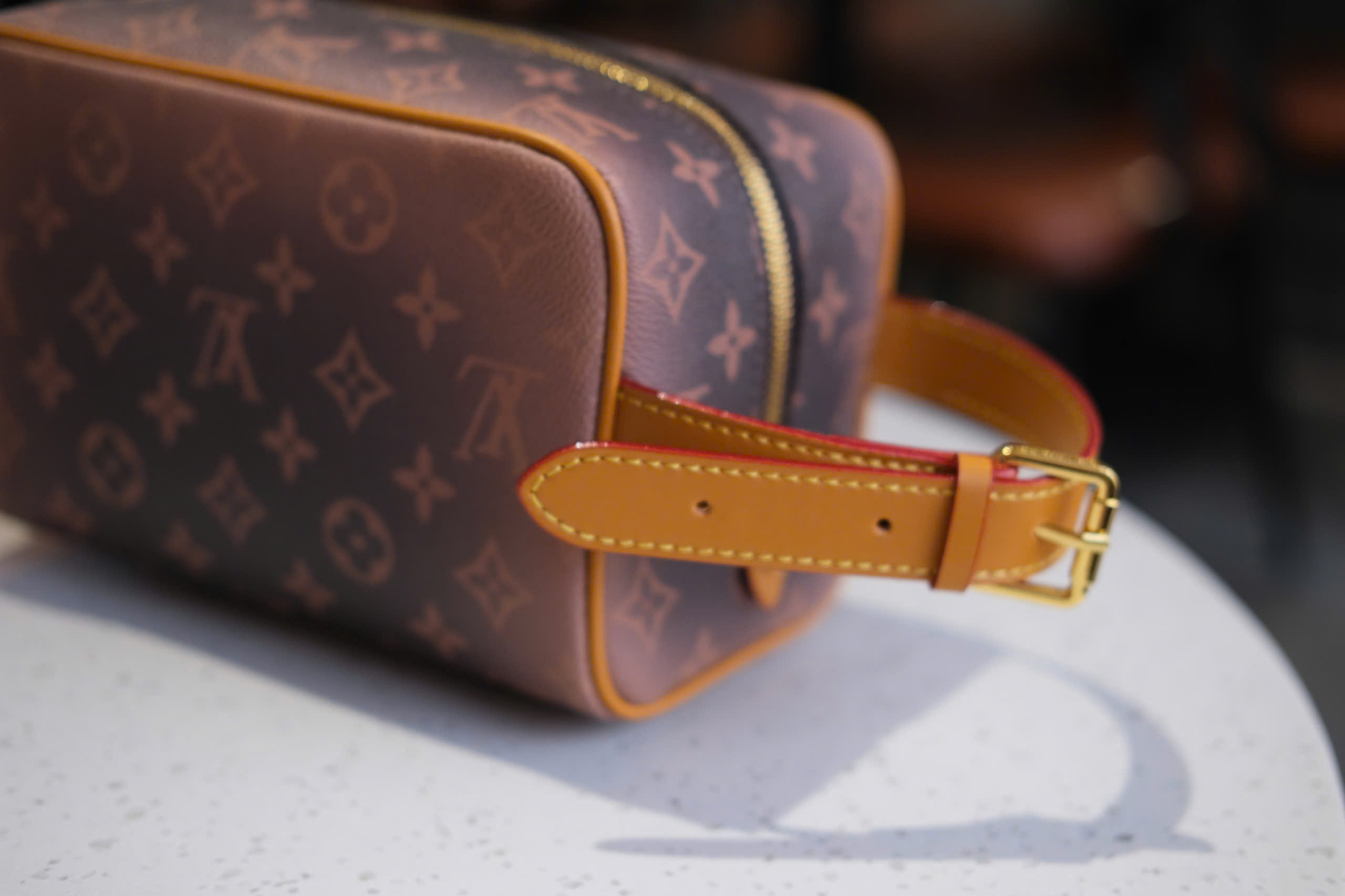 Túi Clutch cầm tay Louis Vuitton LV Nâu loang họa tiết hoa vân logo full Like Auth Fullbox phụ kiện DDT
