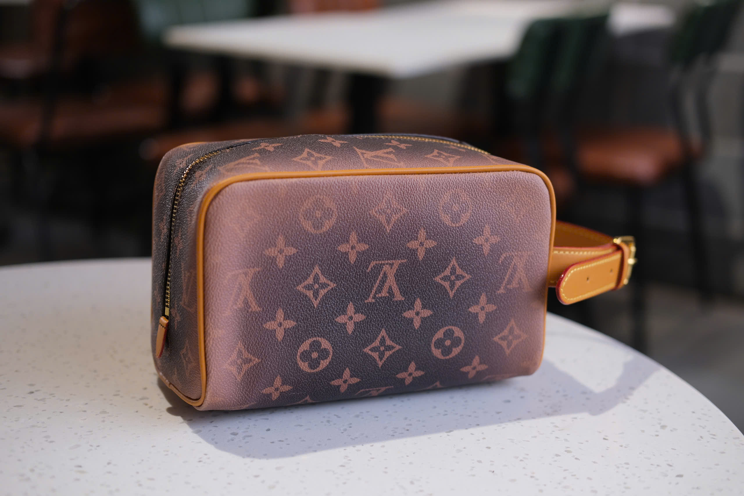 Túi Clutch cầm tay Louis Vuitton LV Nâu loang họa tiết hoa vân logo full Like Auth Fullbox phụ kiện DDT