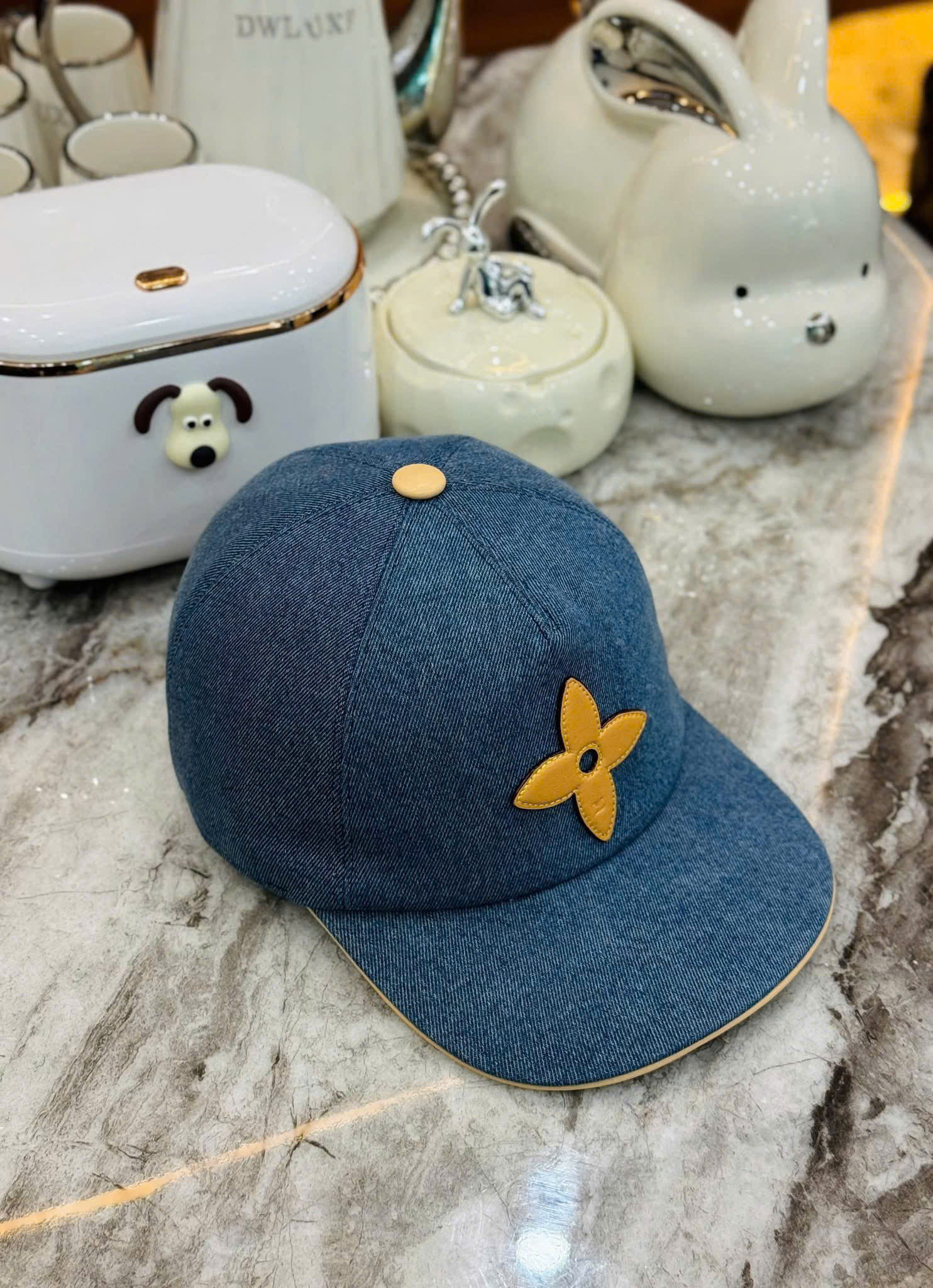 Mũ lưỡi trai, nón kết Louis Vuitton LV Xanh jean logo Vàng Like Auth fullbox PLD