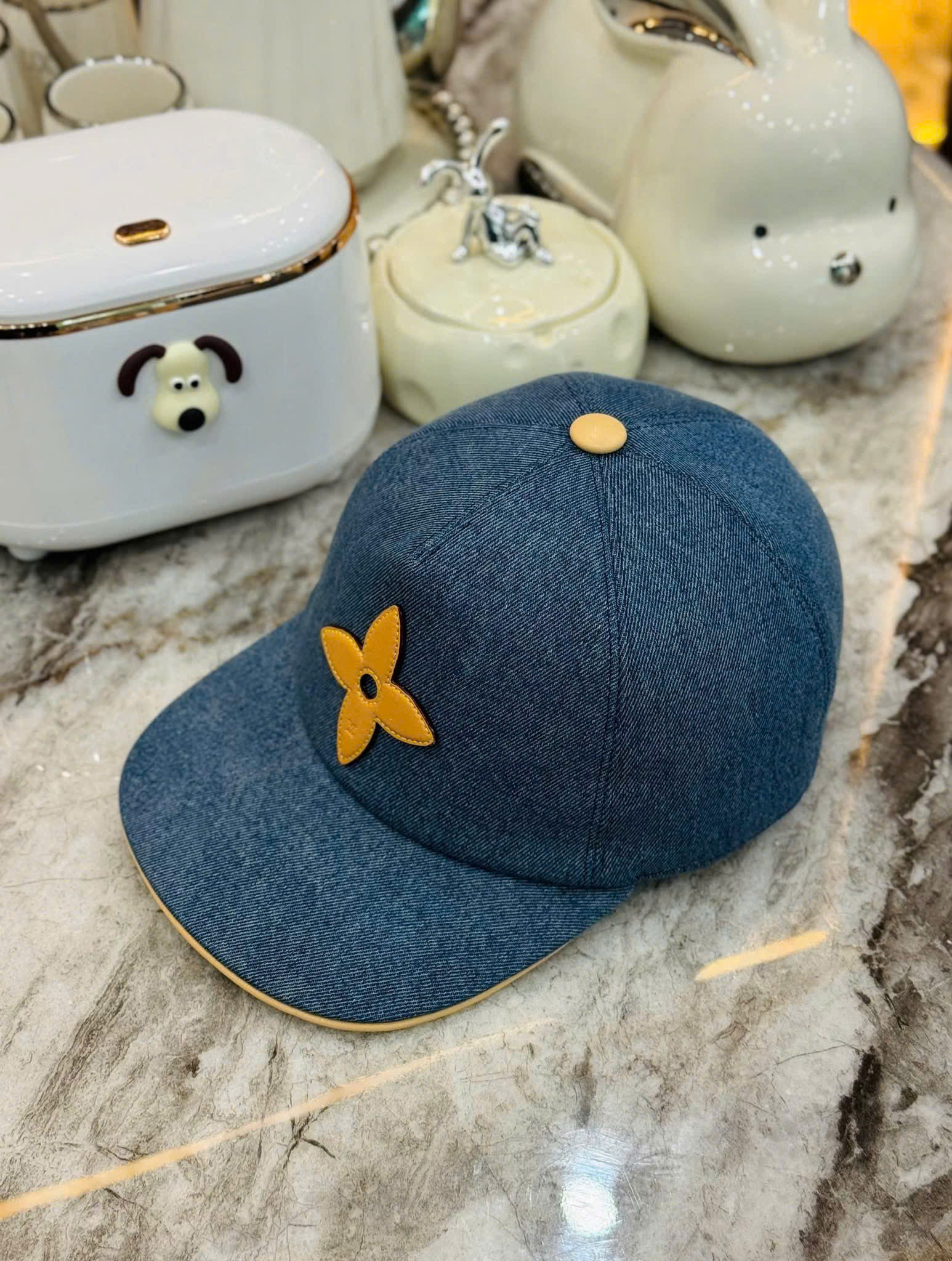 Mũ lưỡi trai, nón kết Louis Vuitton LV Xanh jean logo Vàng Like Auth fullbox PLD