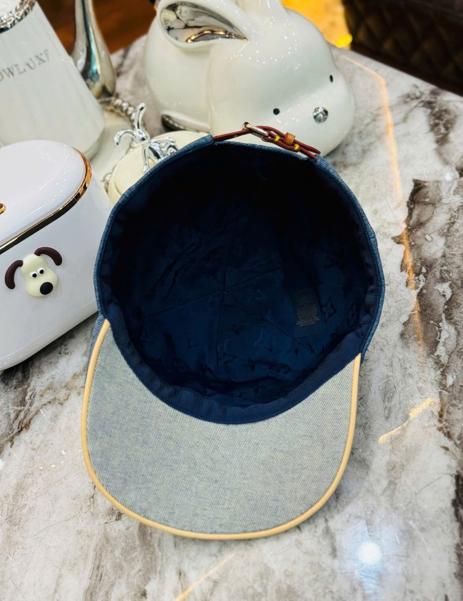 Mũ lưỡi trai, nón kết Louis Vuitton LV Xanh jean logo Vàng Like Auth fullbox PLD