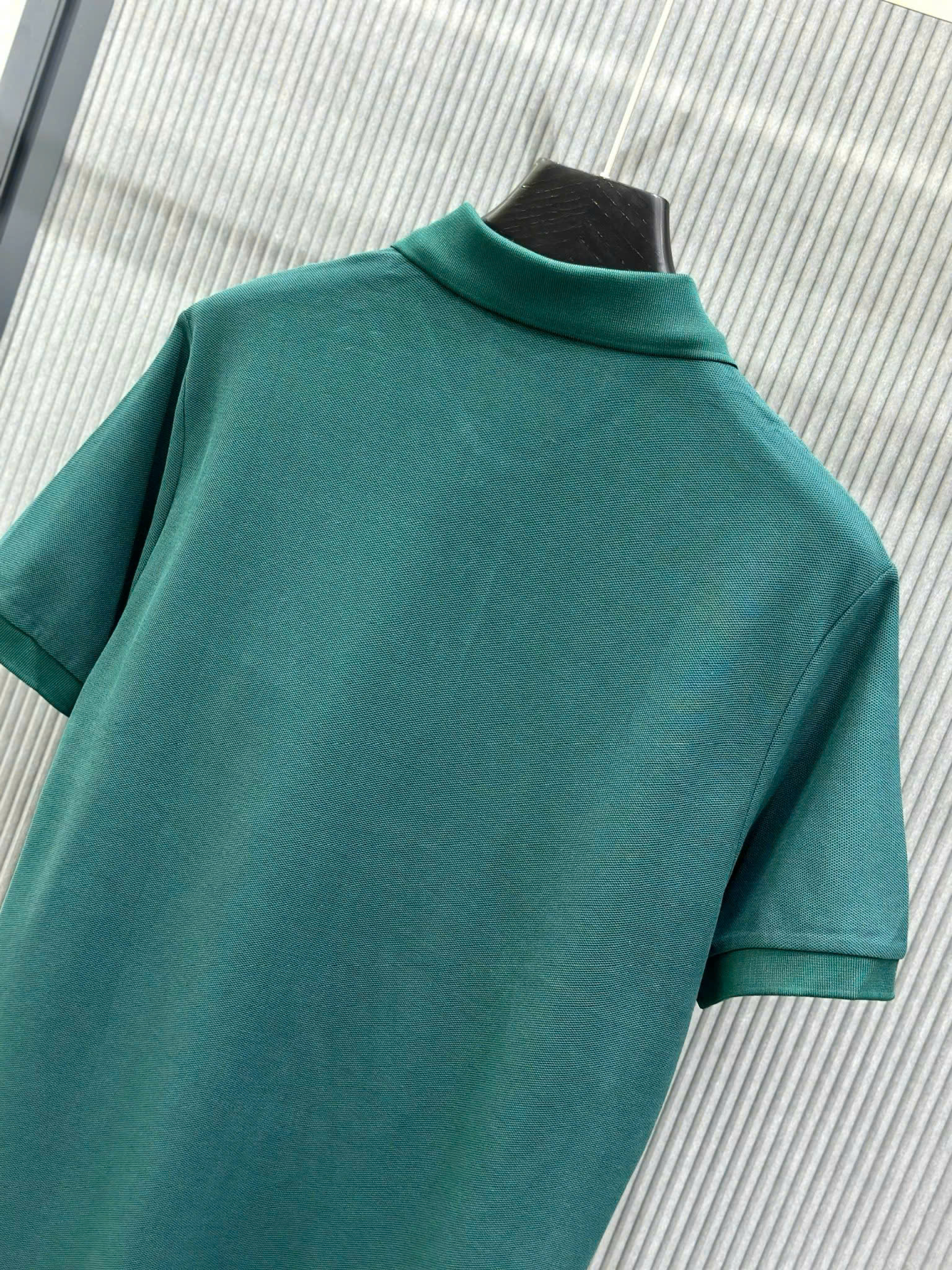 Áo polo Burberry BBR Xanh lá logo thêu ngực kẻ sọc dọc khuy Like Auth 1-1 on web VTN