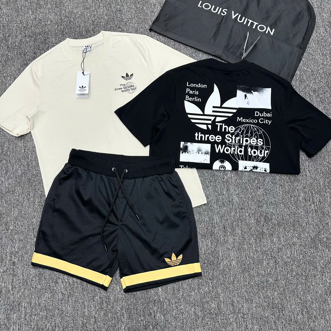 Bộ, Set hè Adidas A họa tiết chữ kẻ sọc Vàng Like Auth on web NV