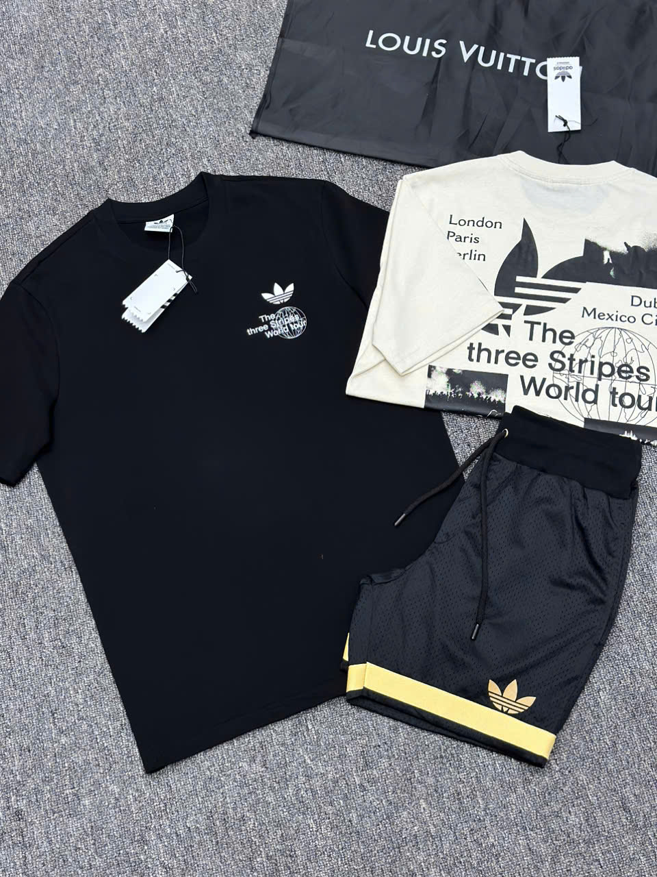 Bộ, Set hè Adidas A họa tiết chữ kẻ sọc Vàng Like Auth on web NV