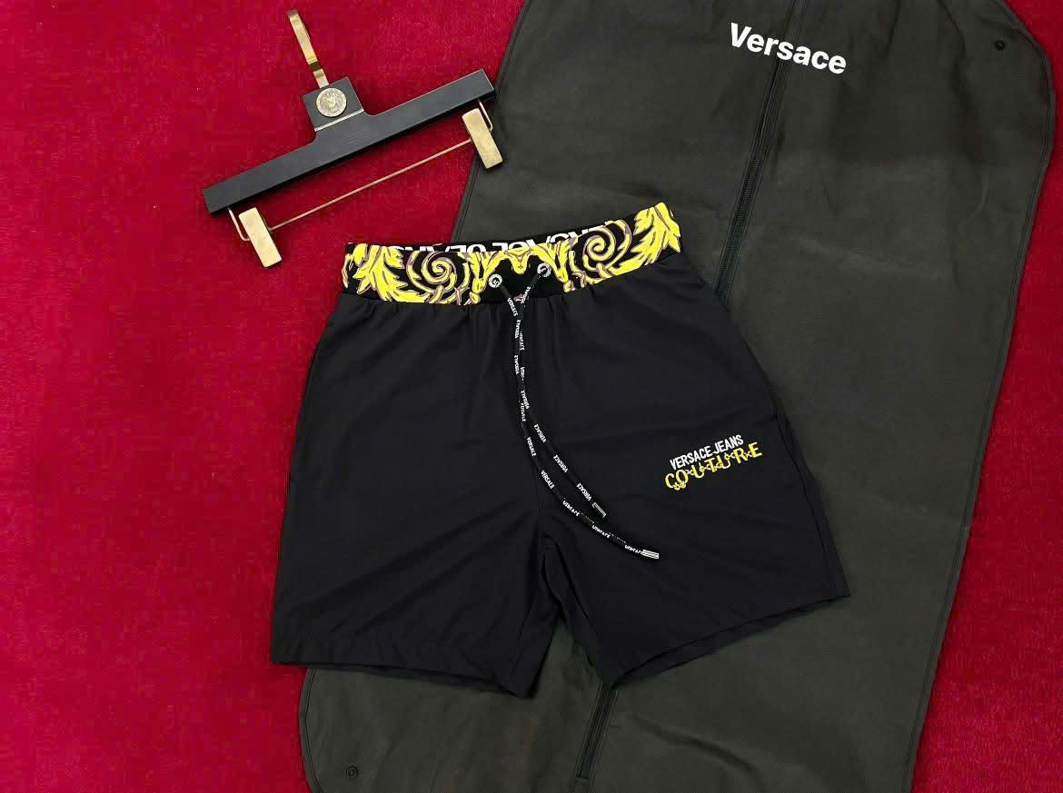 Quần short gió Versace VS Đen hoa văn Vàng túi cạp Like Auth 1-1 on web MK